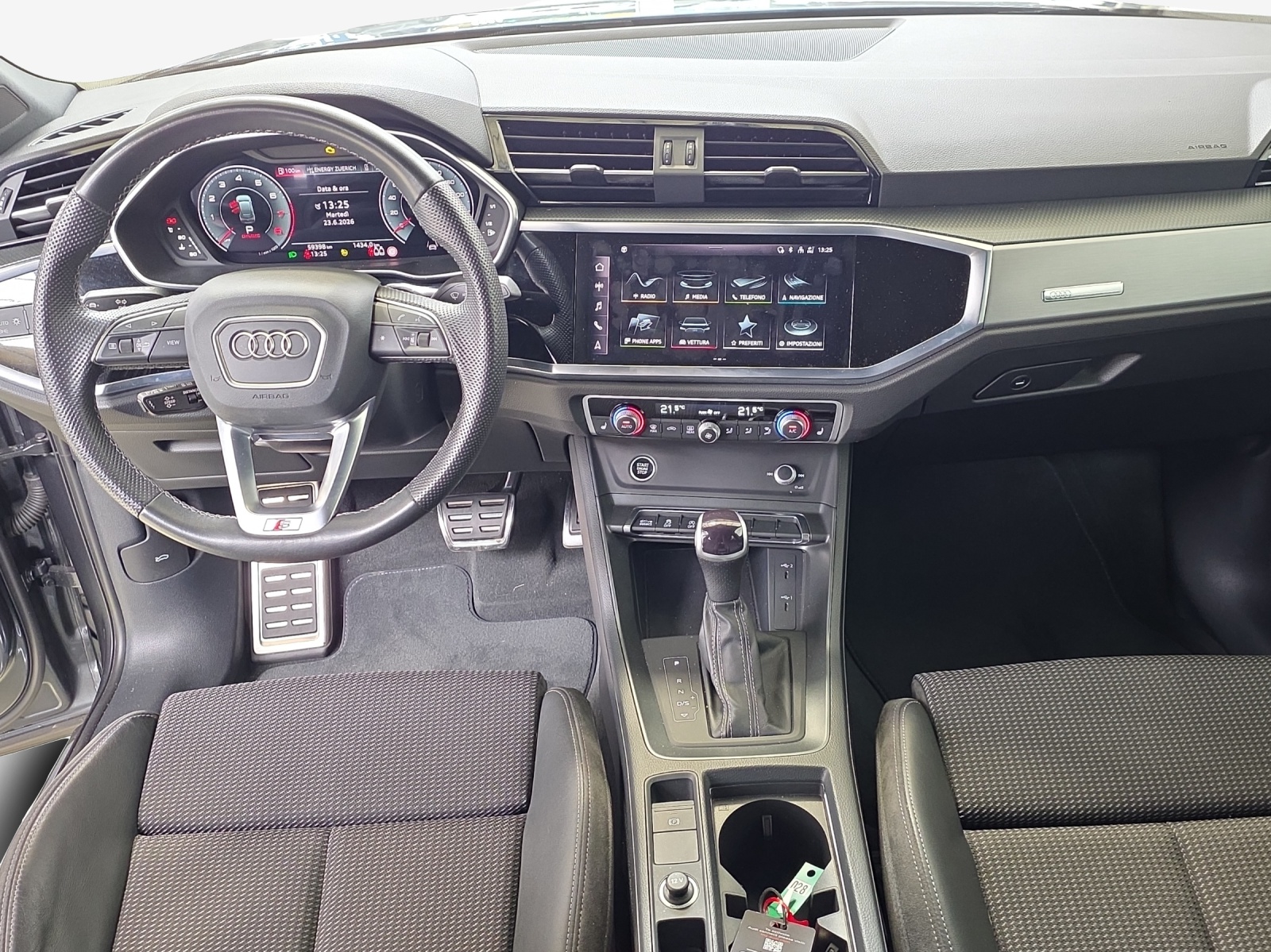 AUDI Q3 Sportback 35 TFSI S line Attraction S-tronic-image-8