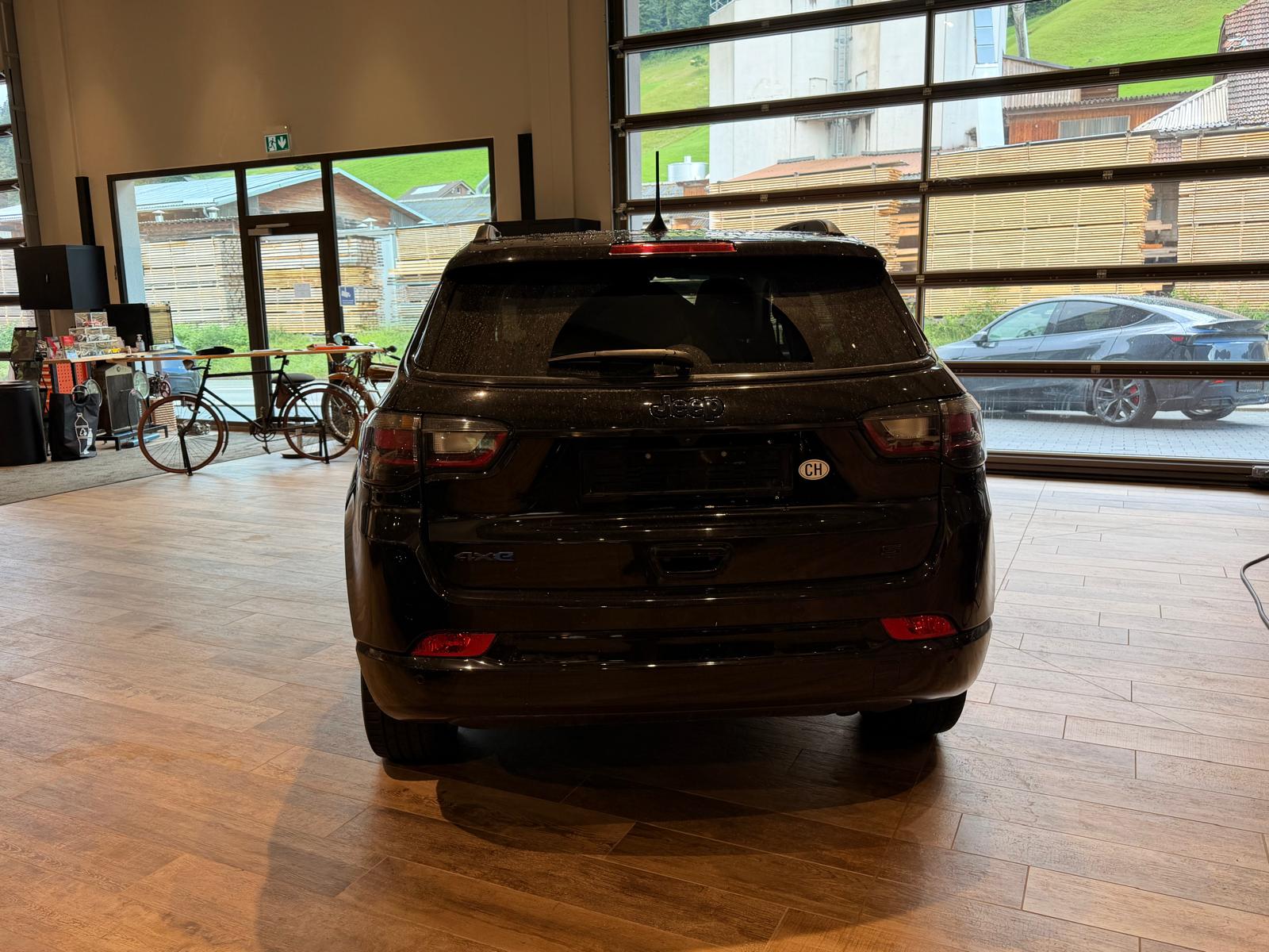 JEEP Compass 1.3 T PHEV Night Eagle AWD-image-2