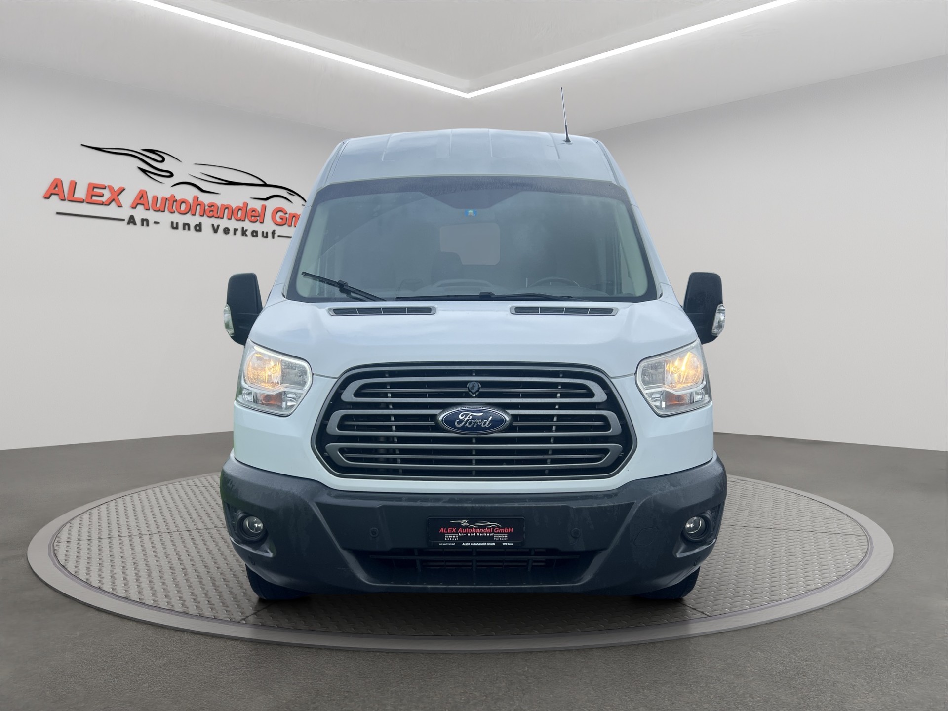 FORD Transit Van 350 L3H2 Ambiente 4WD-image-1