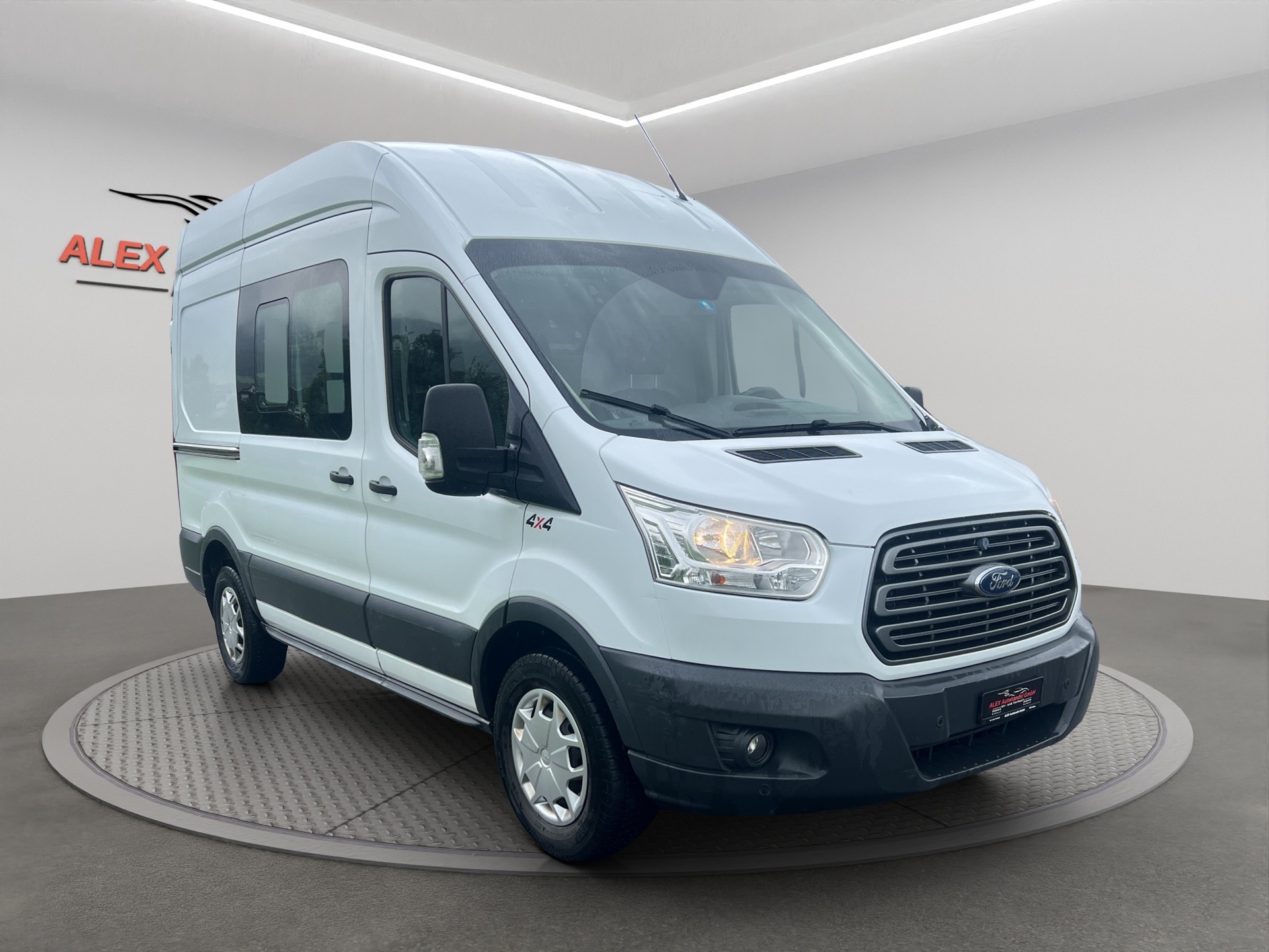 FORD Transit Van 350 L3H2 Ambiente 4WD-image-8