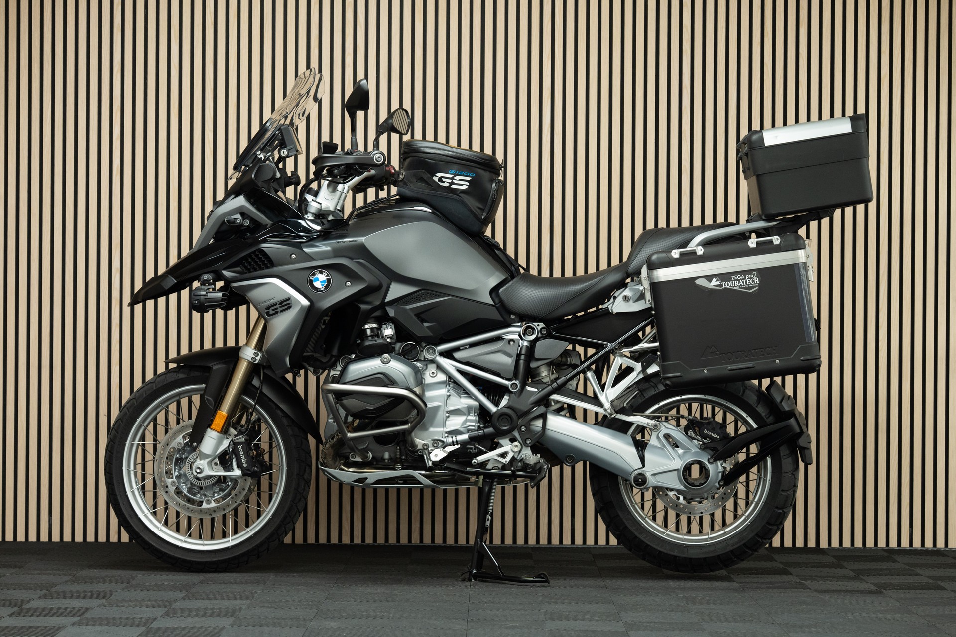 BMW R 1200 GS mit TFT-Display-showroom-element-1