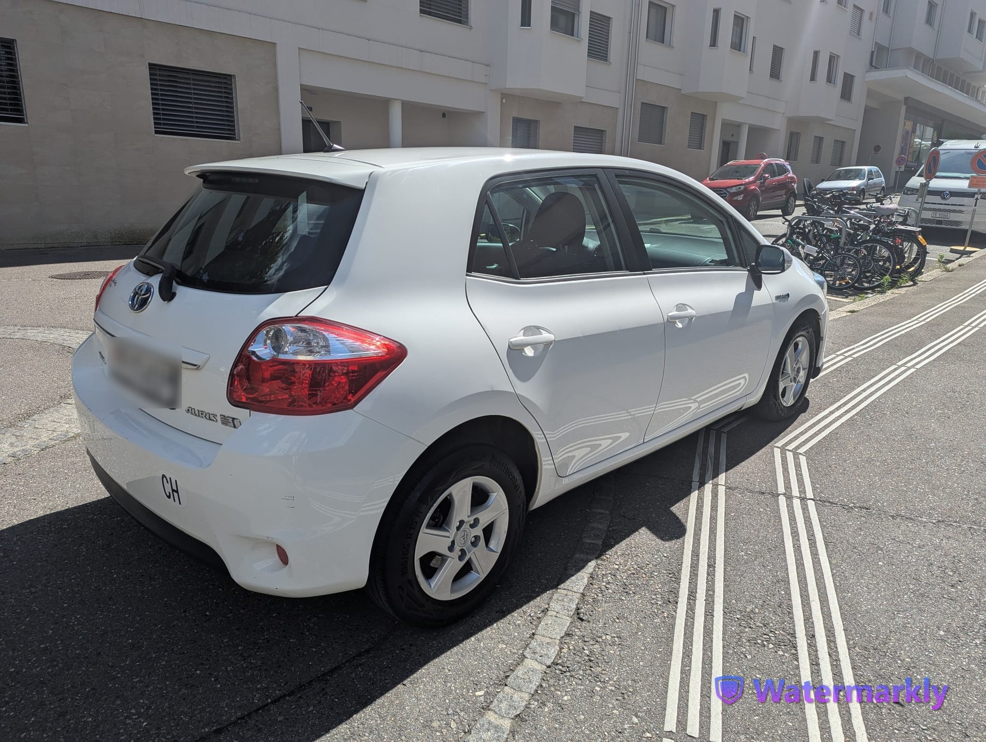 TOYOTA 1.8 HSD Linea Luna-image-2