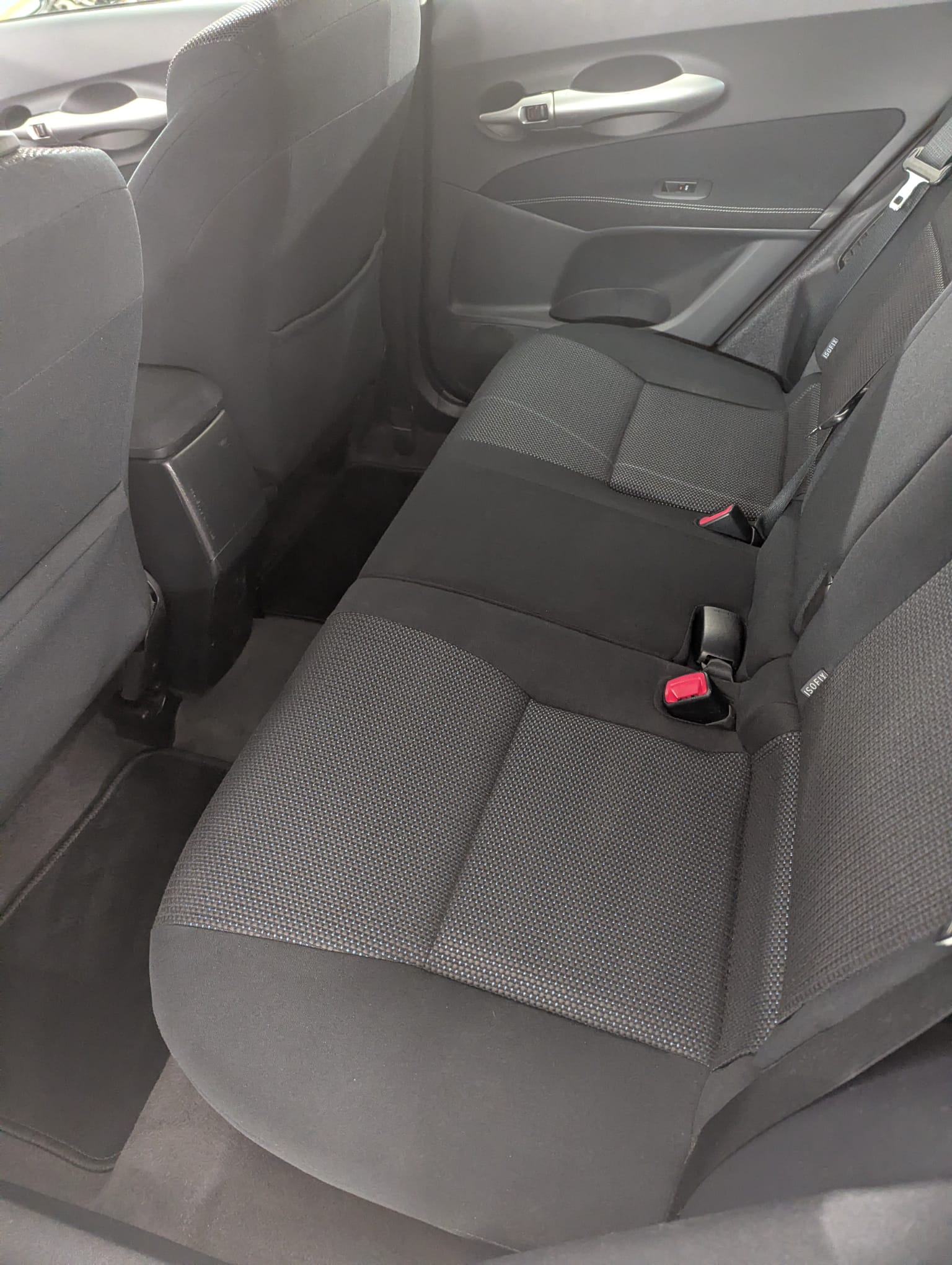 TOYOTA 1.8 HSD Linea Luna-image-5