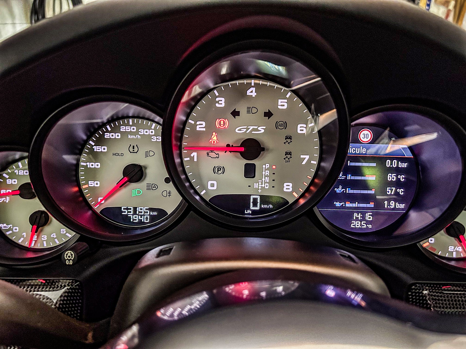 PORSCHE 3.0 Carrera 4 GTS PDK-image-3