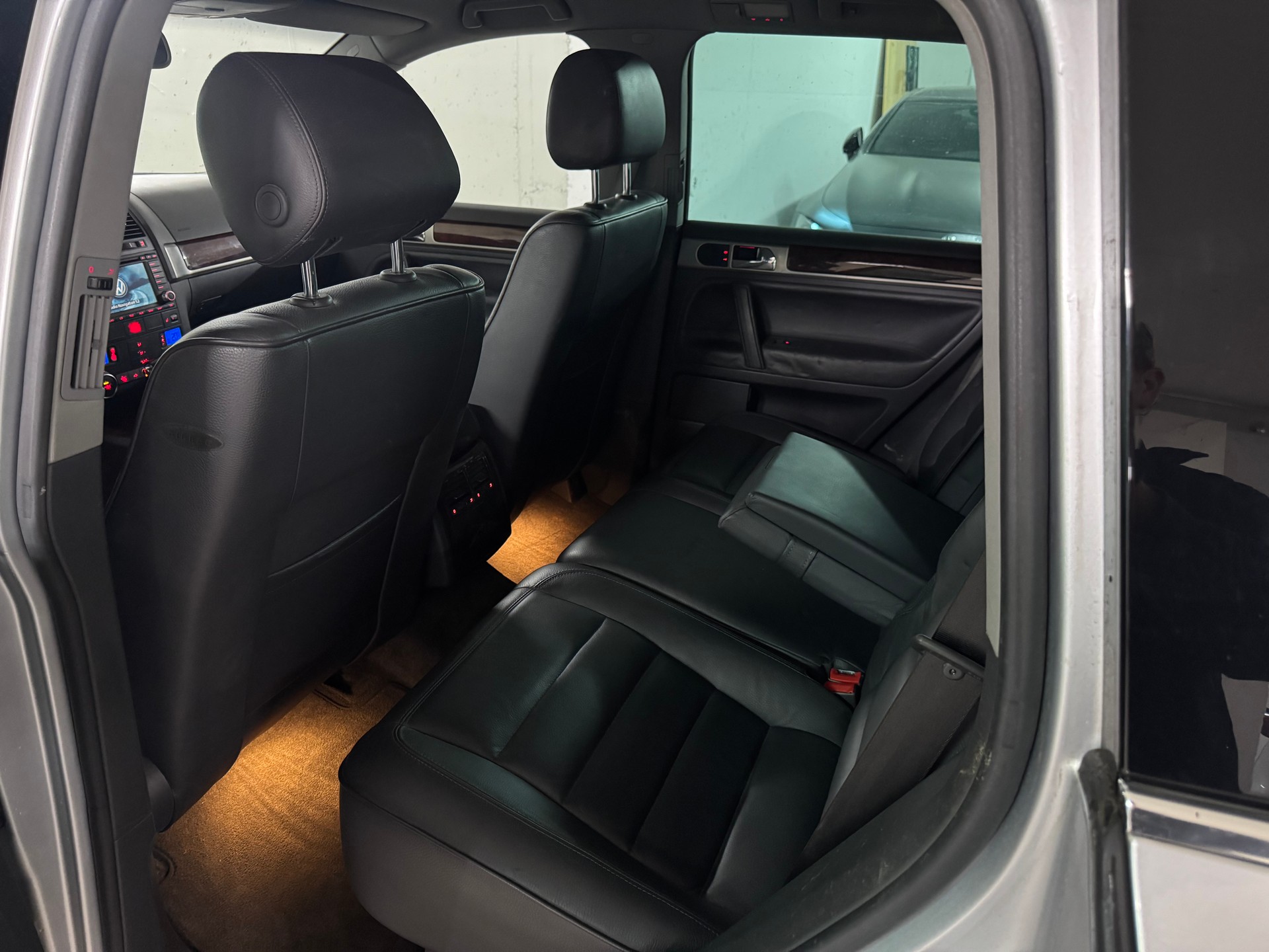 VW Touareg 5.0 TDI V10 Automatic-image-14