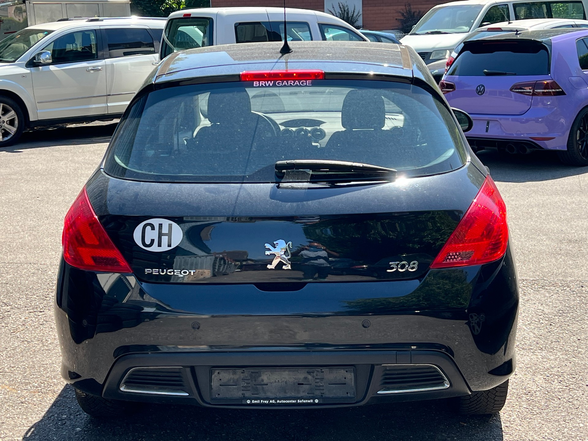 PEUGEOT 308 1.6 16V T Swiss Edition-image-4