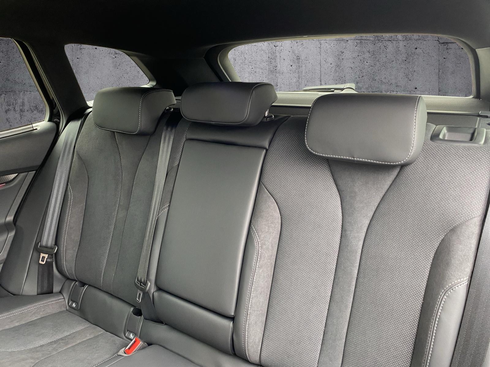 SKODA Enyaq 85x SportLine-image-7