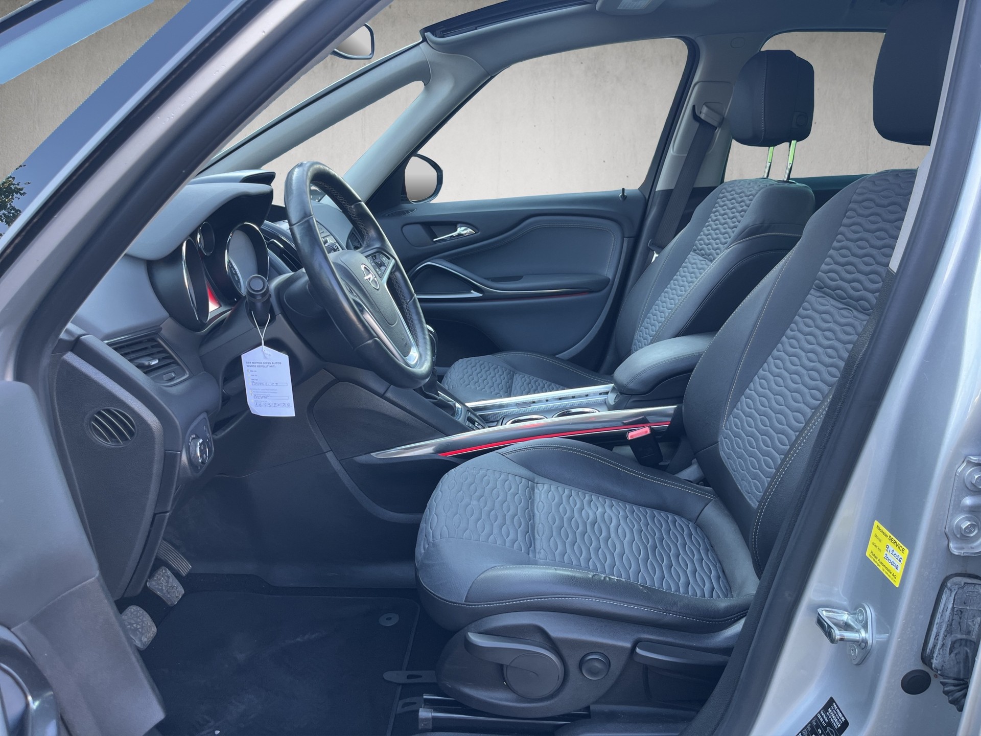 OPEL Zafira Tourer 1.6i 16V Turbo Cosmo-image-9