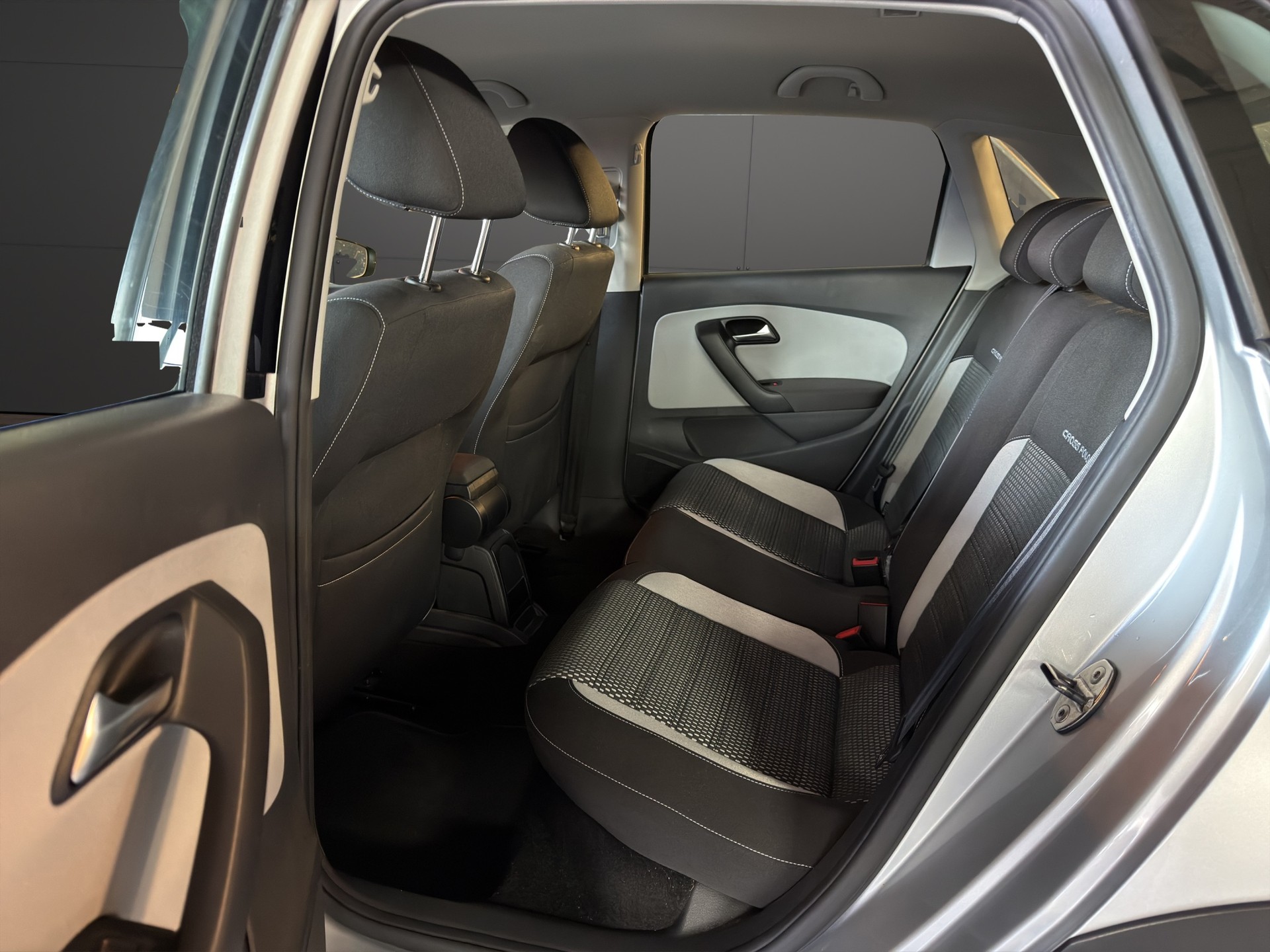 VW CrossPolo 1.2 TSI DSG Frisch MFK&Service-image-12