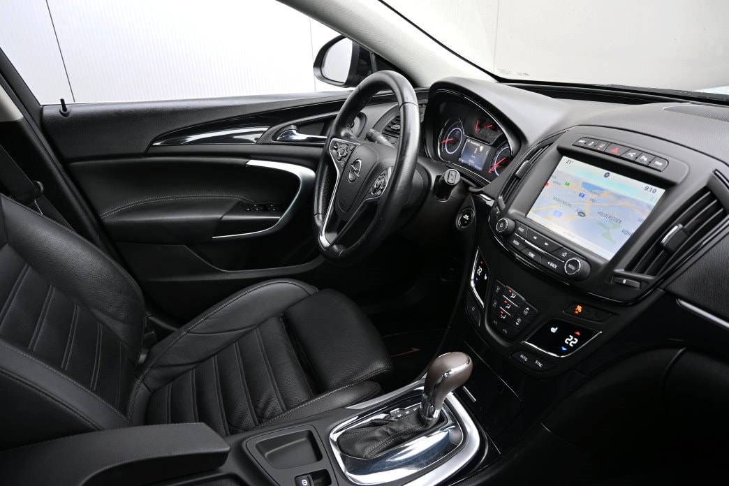 OPEL Insignia Sports Tourer 2.0 CDTI Cosmo 4WD Aut.-image-6