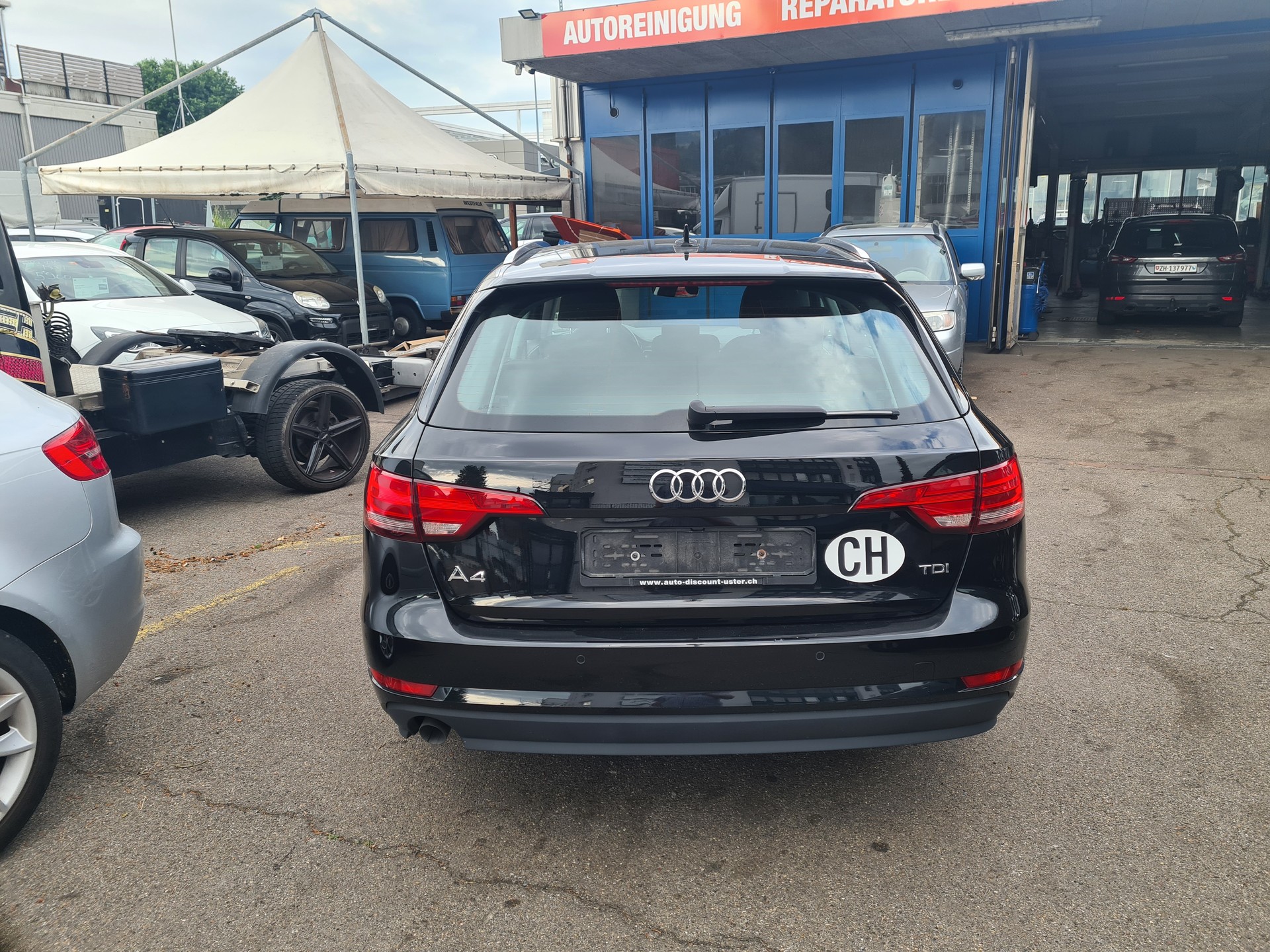 AUDI A4 Avant 2.0 TDI-image-4