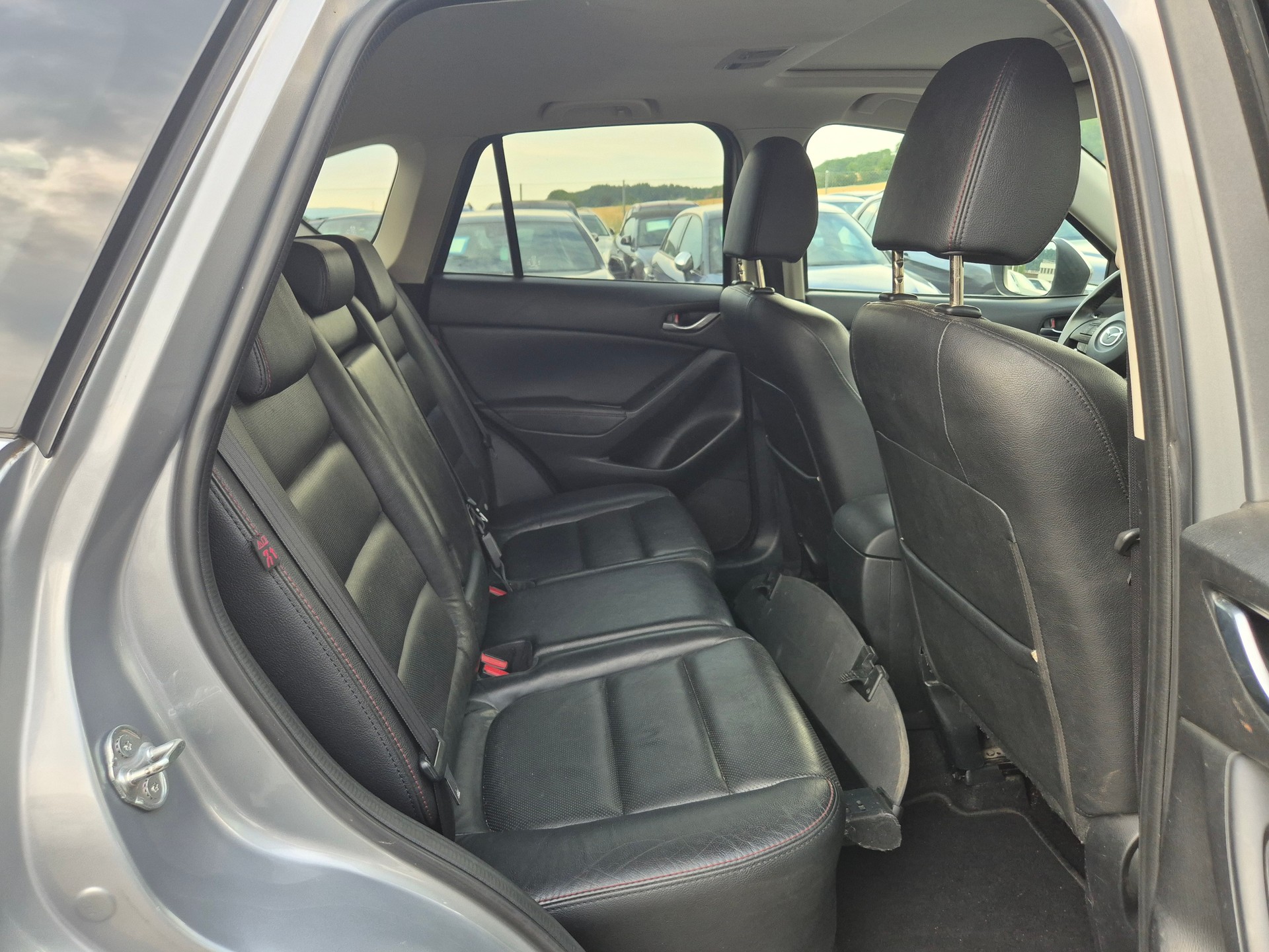 MAZDA CX-5 2.2 D HP Revolution AWD Automatic-image-8