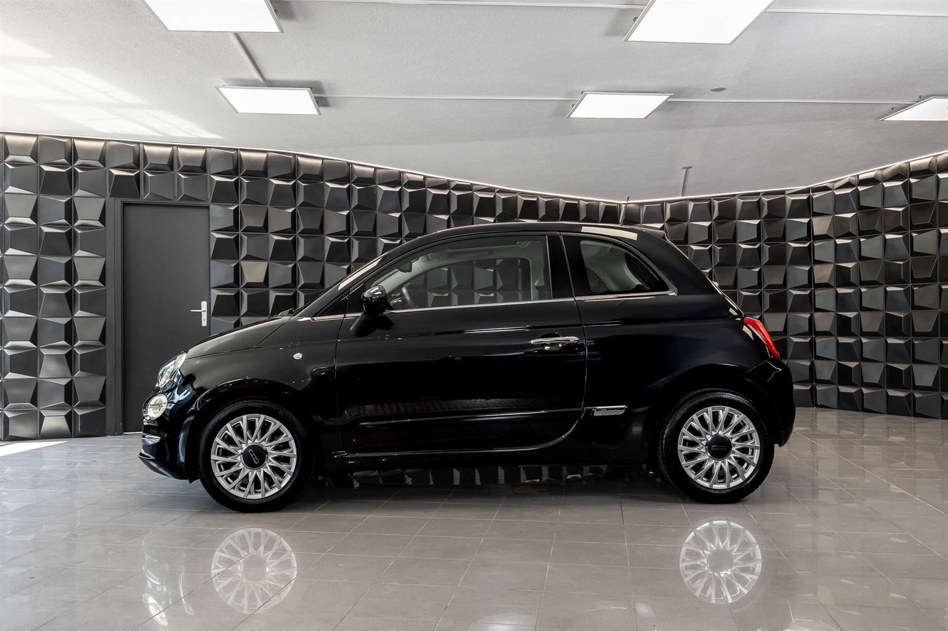FIAT 500 0.9 Twinair Turbo Lounge-showroom-element-1