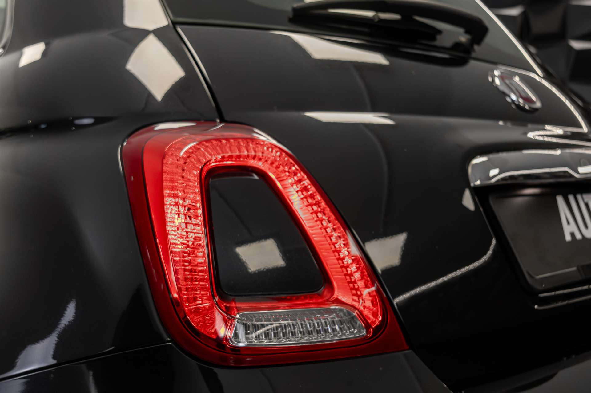 FIAT 500 0.9 Twinair Turbo Lounge-image-29