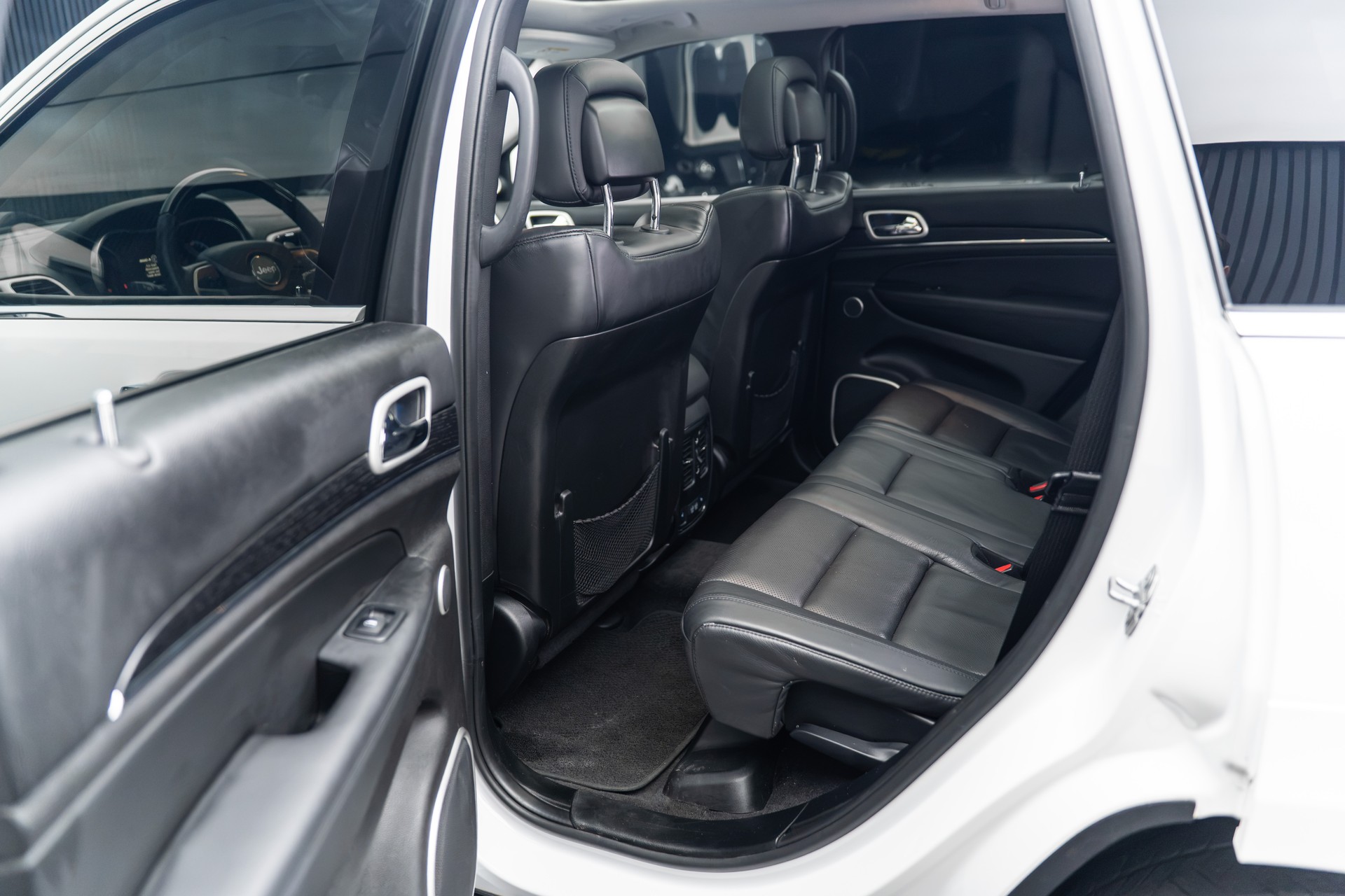 JEEP Grand Cherokee 3.0 CRD Summit Automatic-image-15