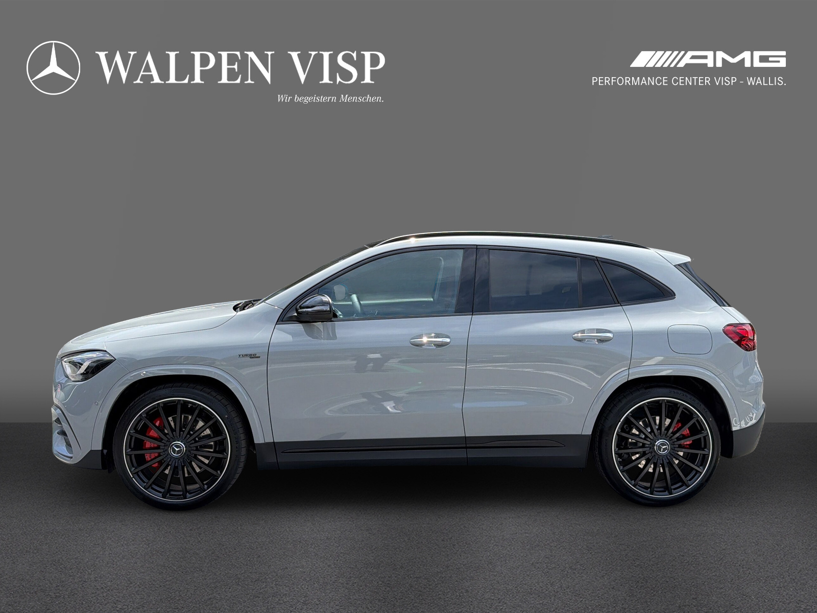 MERCEDES-BENZ GLA AMG 35 4Matic 8G-DCT-showroom-element-2