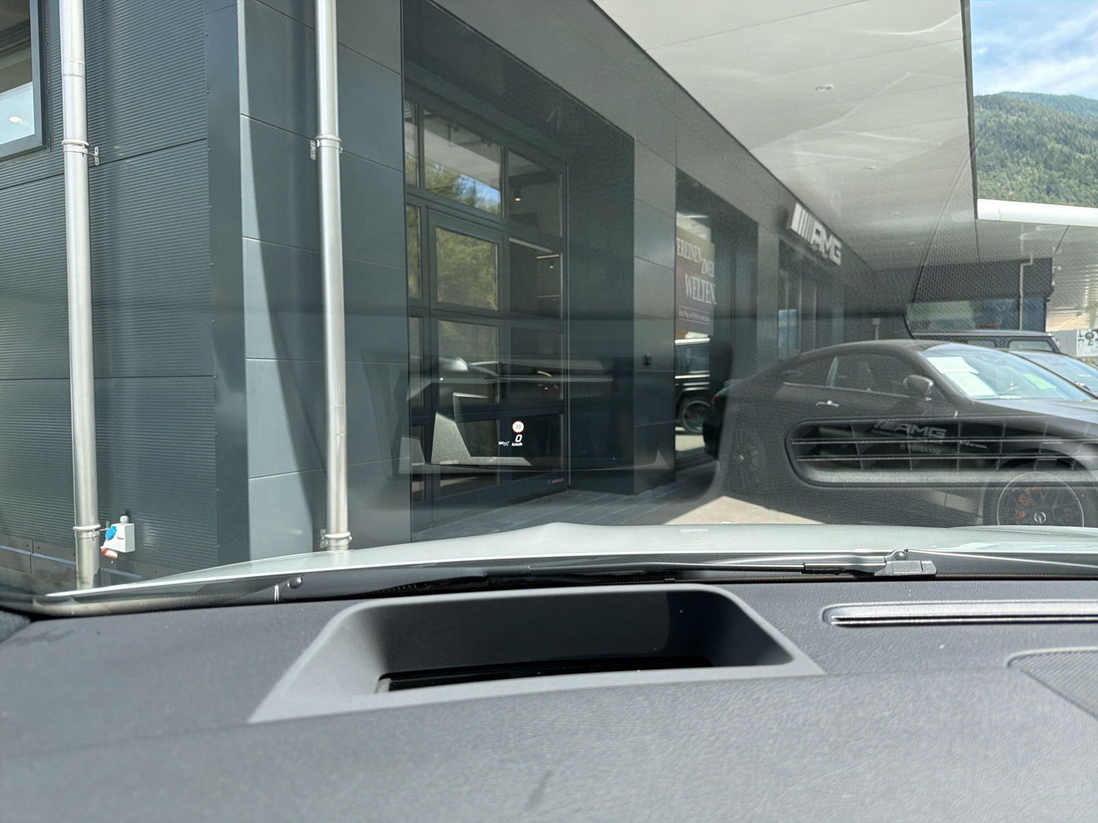 MERCEDES-BENZ GLA AMG 35 4Matic 8G-DCT-image-25