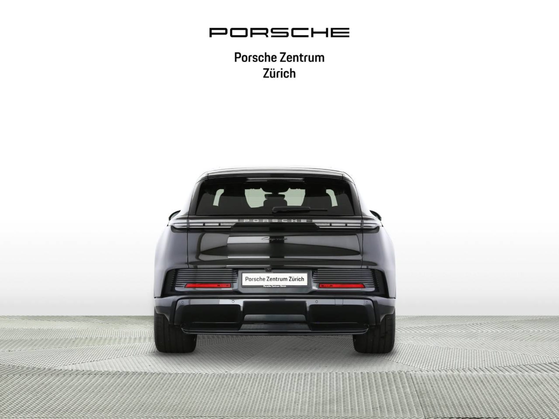 PORSCHE Cayenne Electric-image-7
