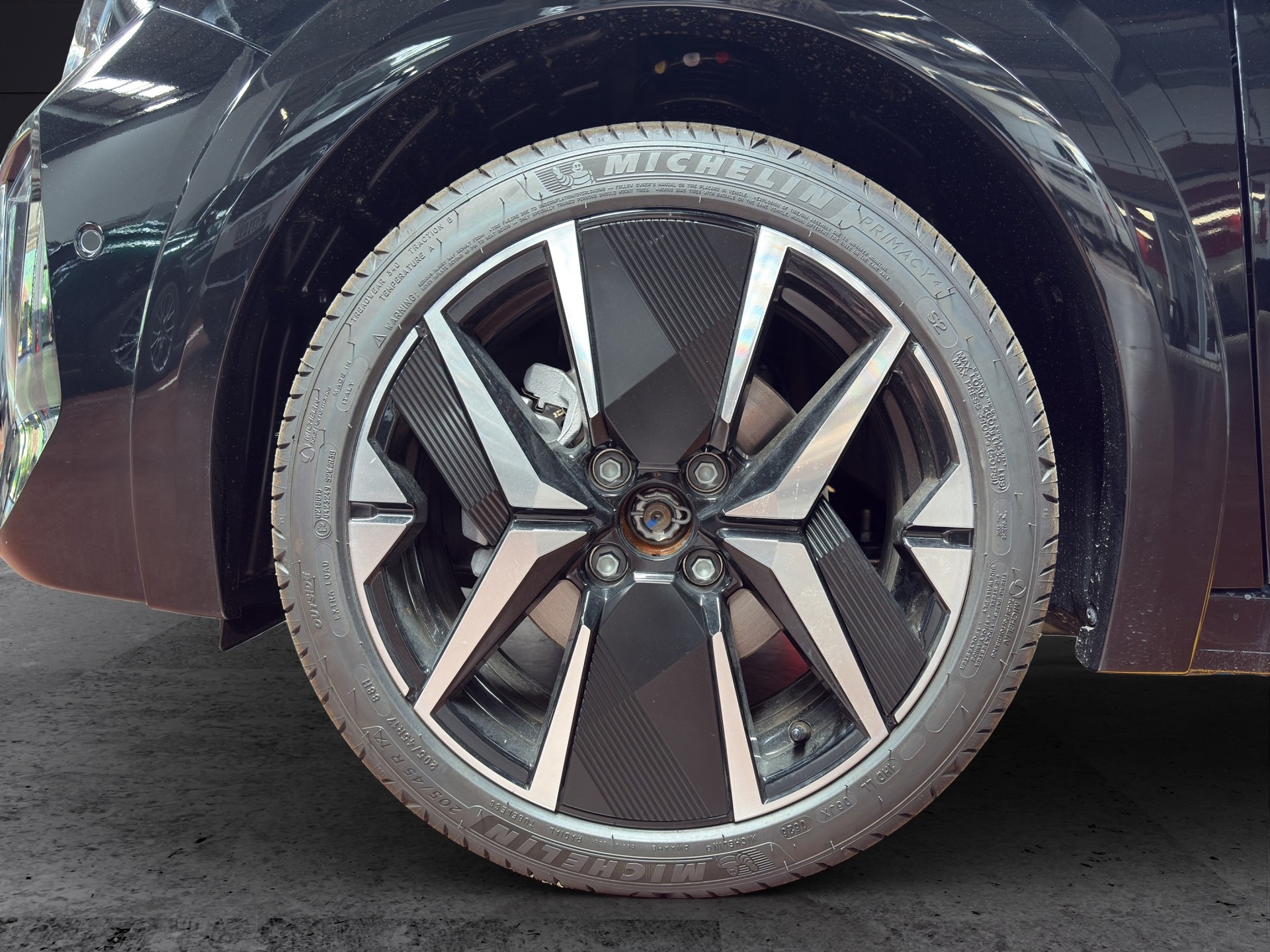 PEUGEOT 208 1.2 MHEV GT-image-3