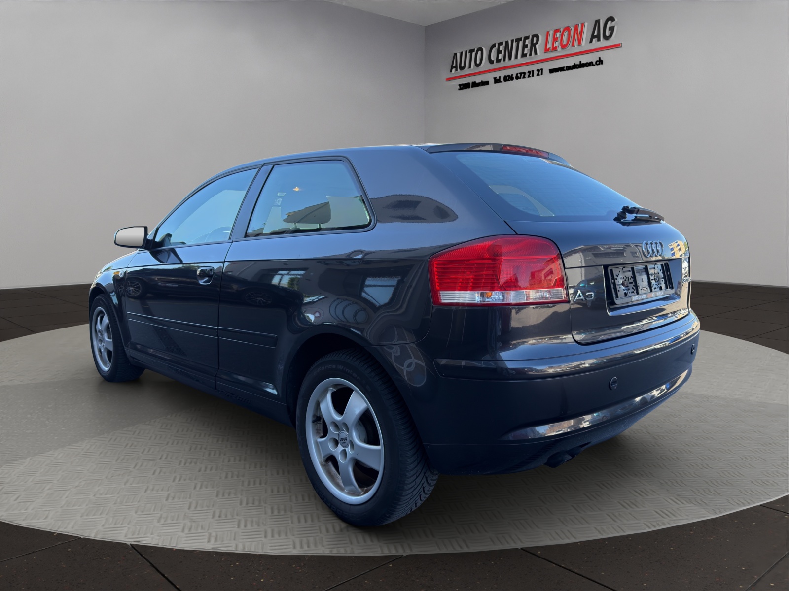AUDI A3 2.0 TDI Attraction-showroom-element-3