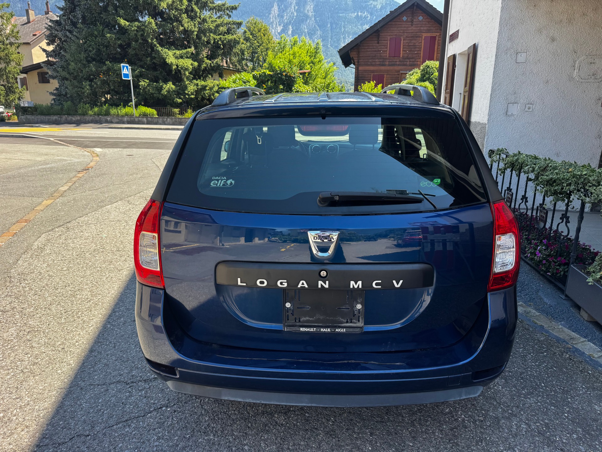 DACIA Logan MCV 0.9 Celebration-image-1