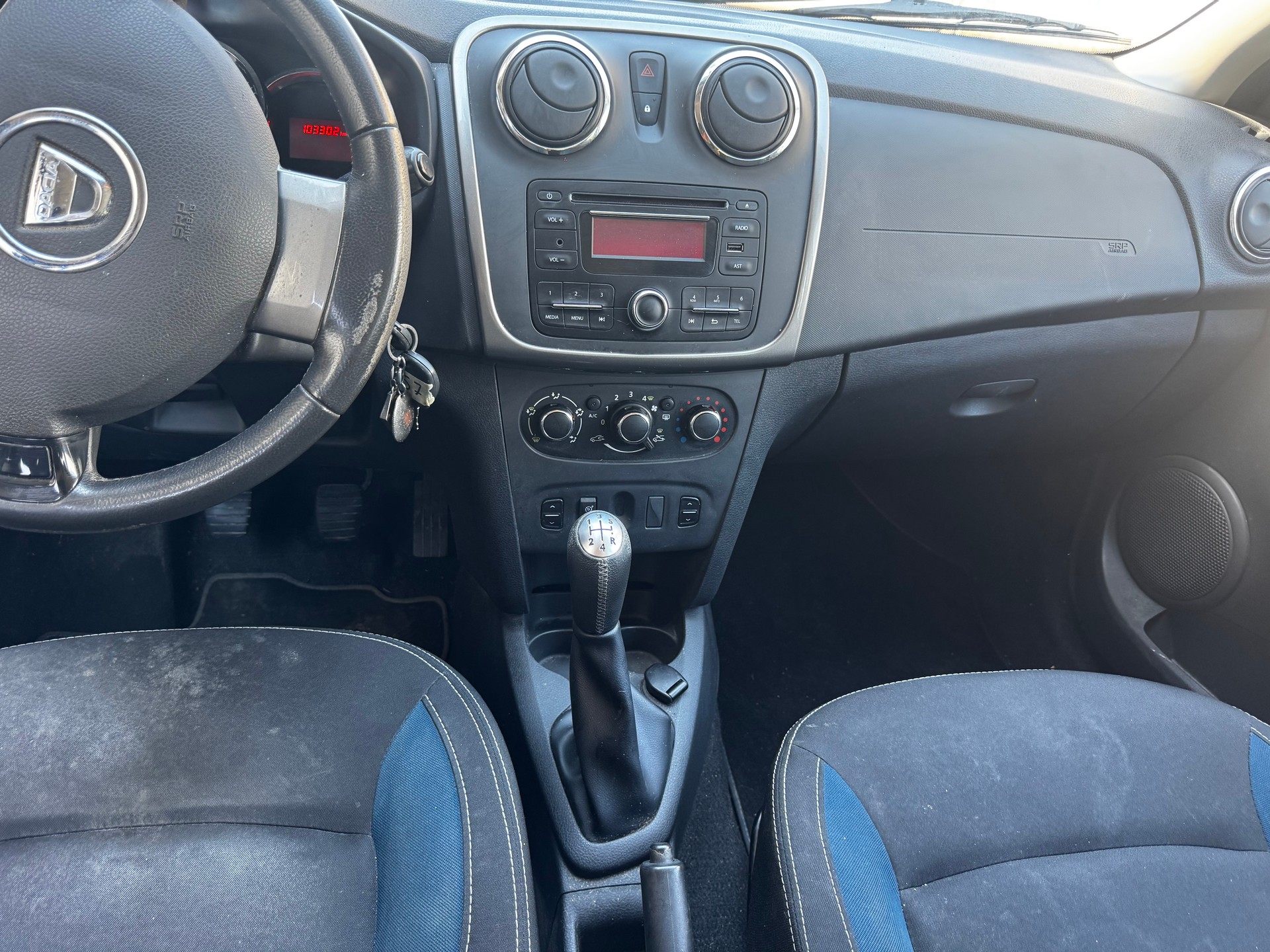 DACIA Logan MCV 0.9 Celebration-image-14