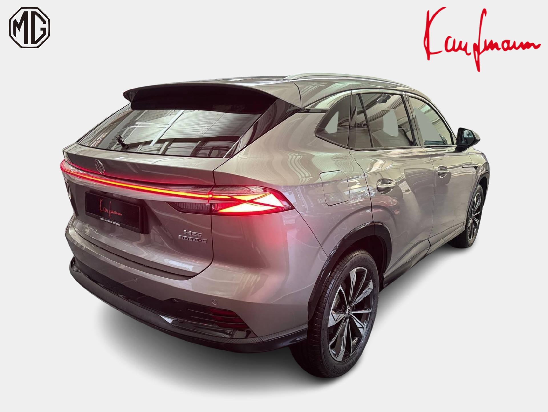 MG HS 1.5 Hybrid Luxury-showroom-element-3
