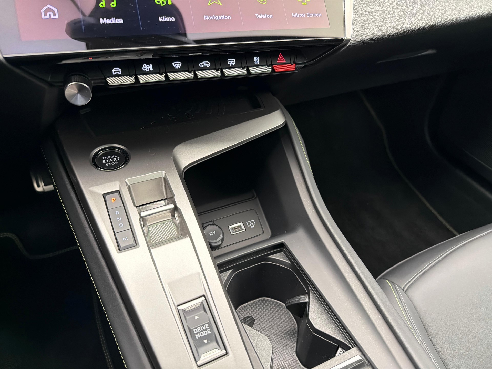 PEUGEOT 308 1.2 PureTech GT-image-17