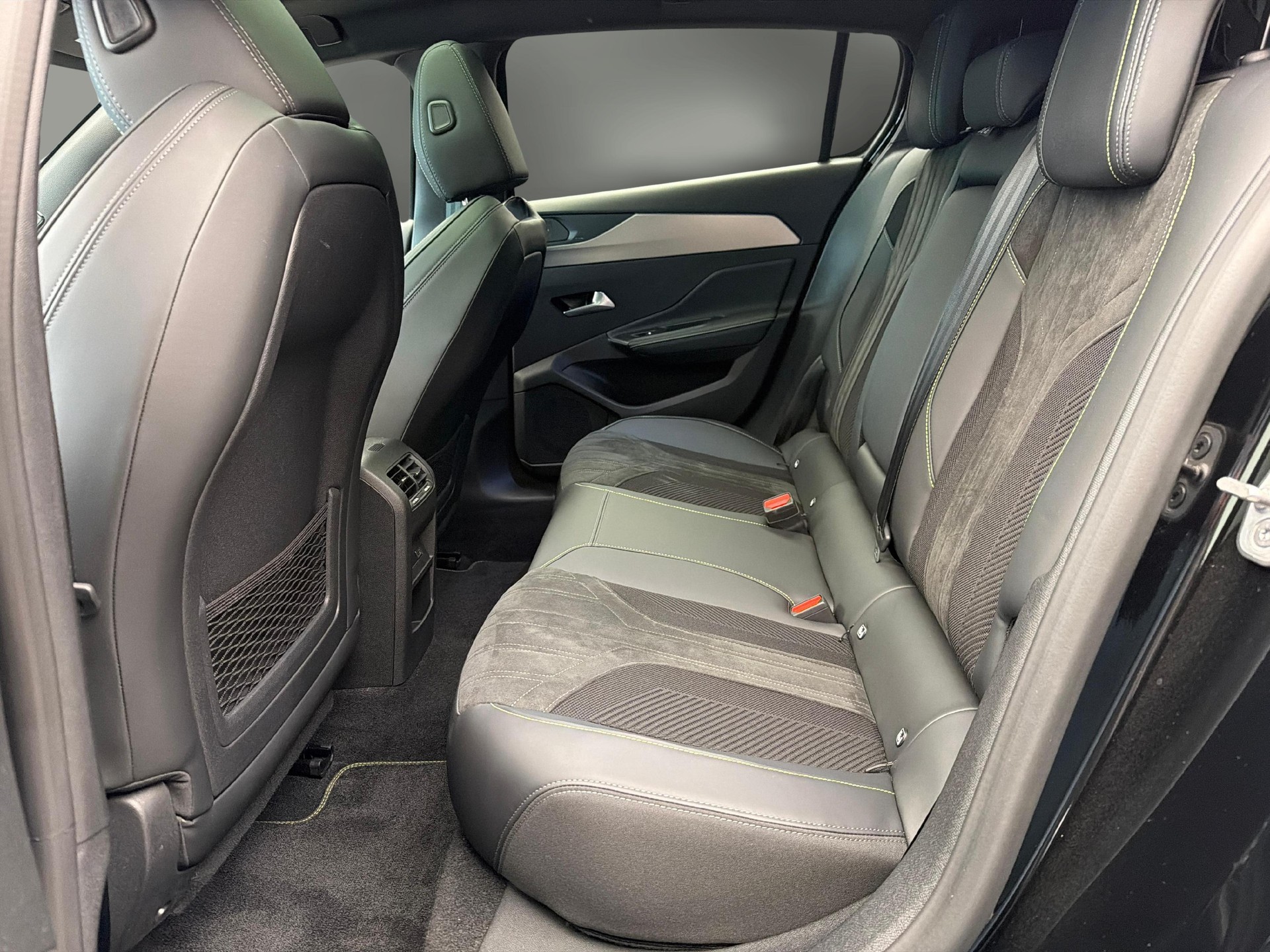 PEUGEOT 308 1.2 PureTech GT-image-10
