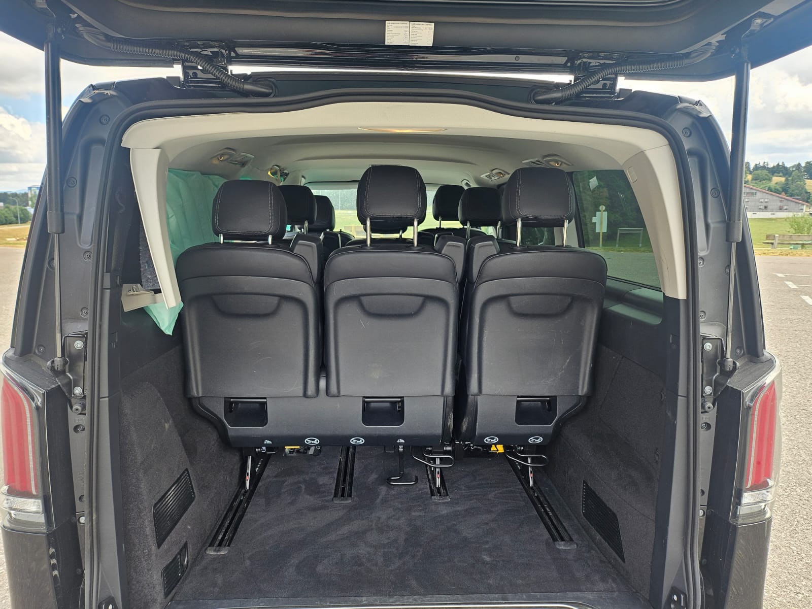 MERCEDES-BENZ V 250 d lang Avantgarde 8 SITZE LEDER 9G-Tronic BESCHADIGT ENDOMMAGE-image-11