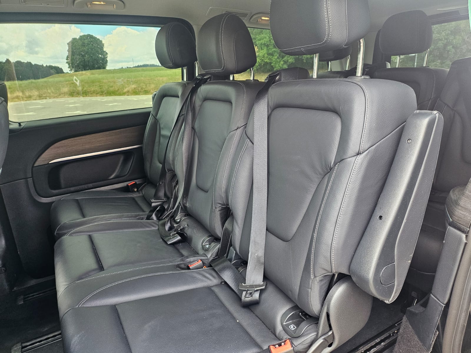 MERCEDES-BENZ V 250 d lang Avantgarde 8 SITZE LEDER 9G-Tronic BESCHADIGT ENDOMMAGE-image-7