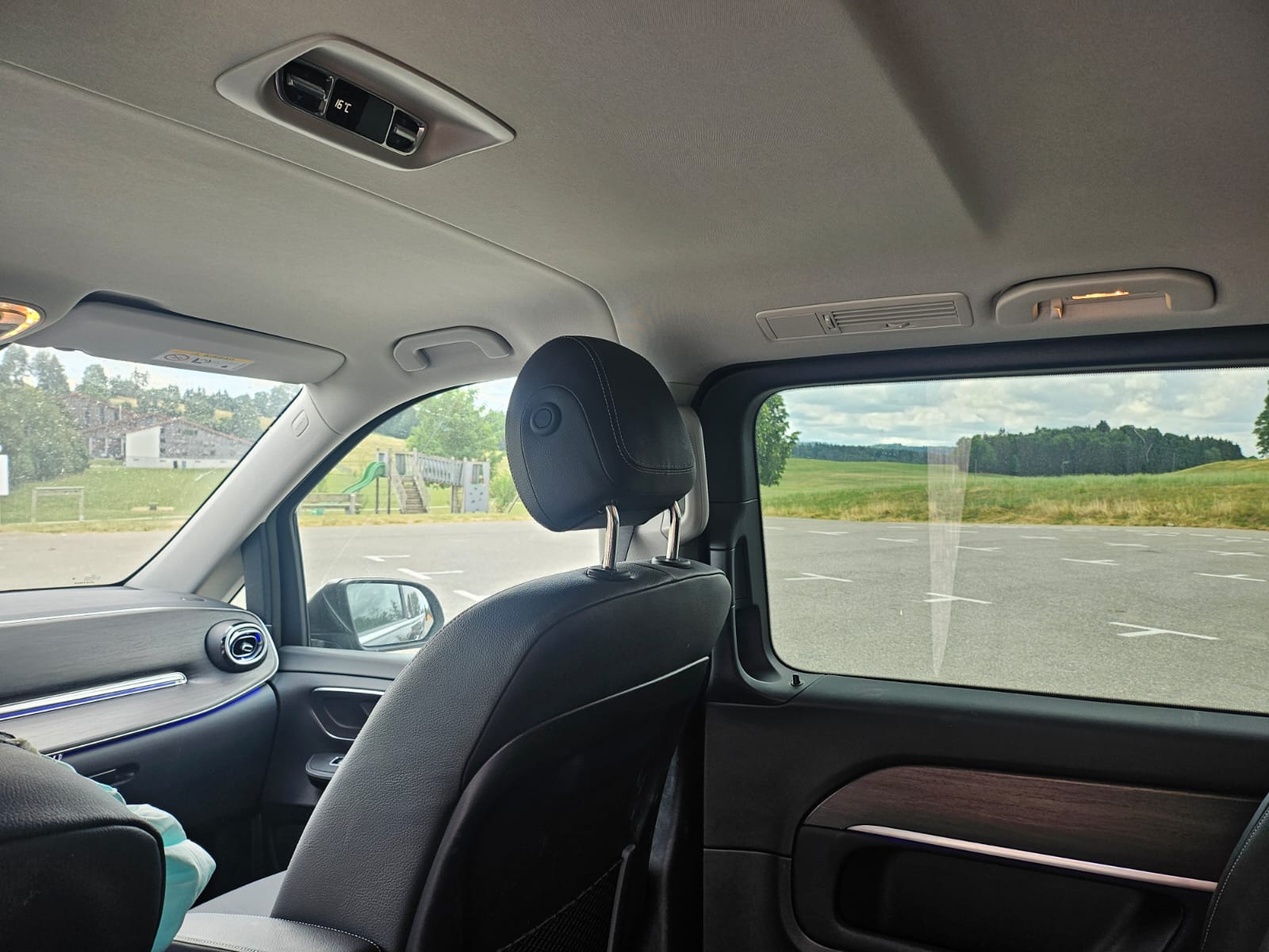 MERCEDES-BENZ V 250 d lang Avantgarde 8 SITZE LEDER 9G-Tronic BESCHADIGT ENDOMMAGE-image-9