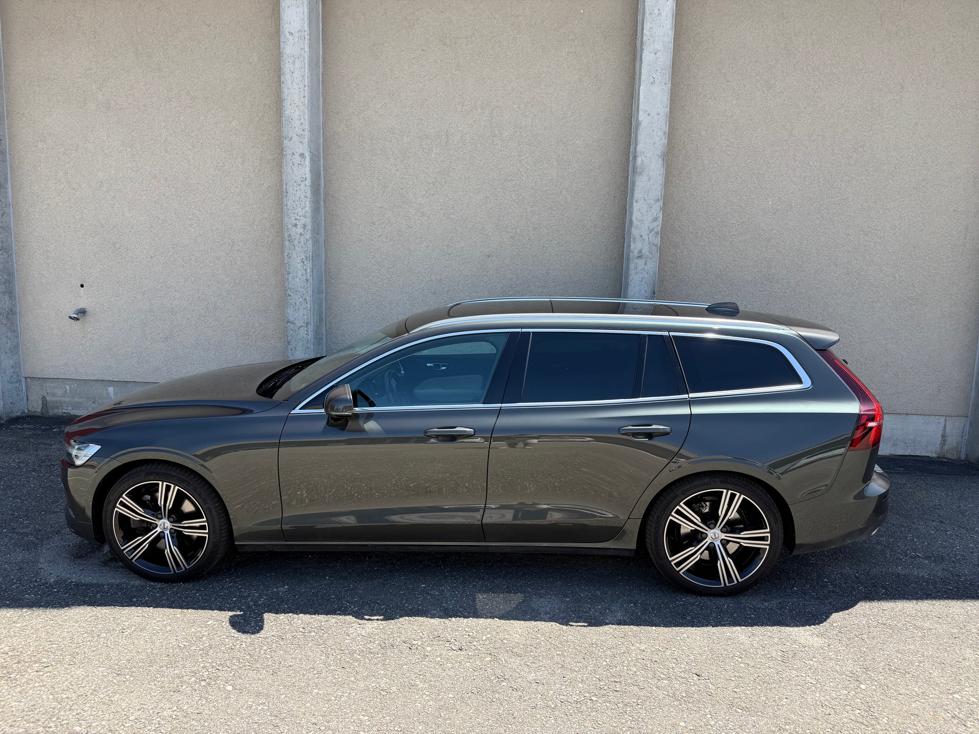 VOLVO 2.0 T6 Inscription AWD-image-1