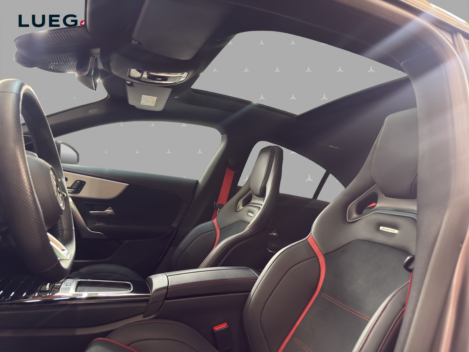 MERCEDES-BENZ CLA 35 4M - AMG / 360 Grad Kamera / Panorama-Dach / Soundsystem-image-8