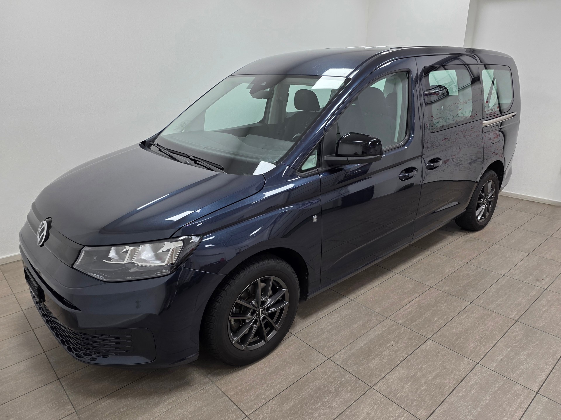 VW Caddy 1.5 TSI Life-image-7