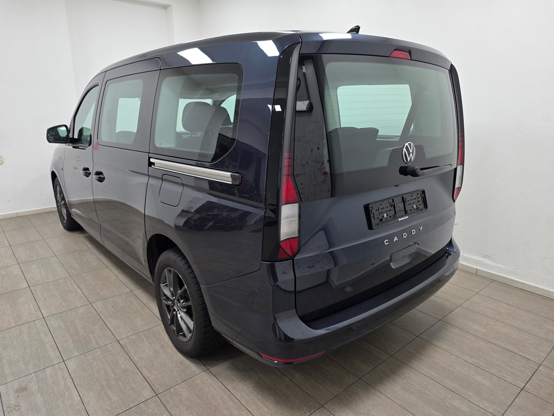 VW Caddy 1.5 TSI Life-image-4