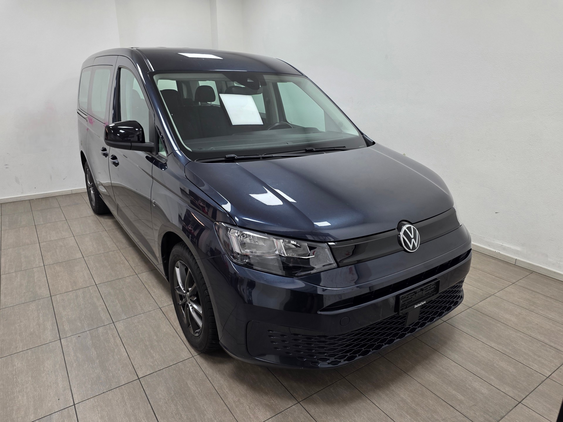 VW Caddy 1.5 TSI Life-image-0