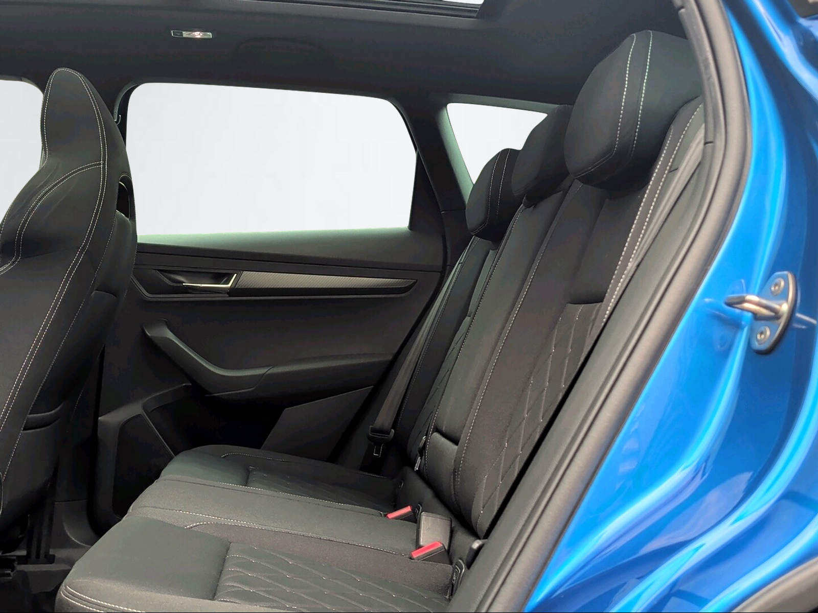 SKODA KAROQ 2.0 TSI SPORTLINE DSG 4X4-image-8