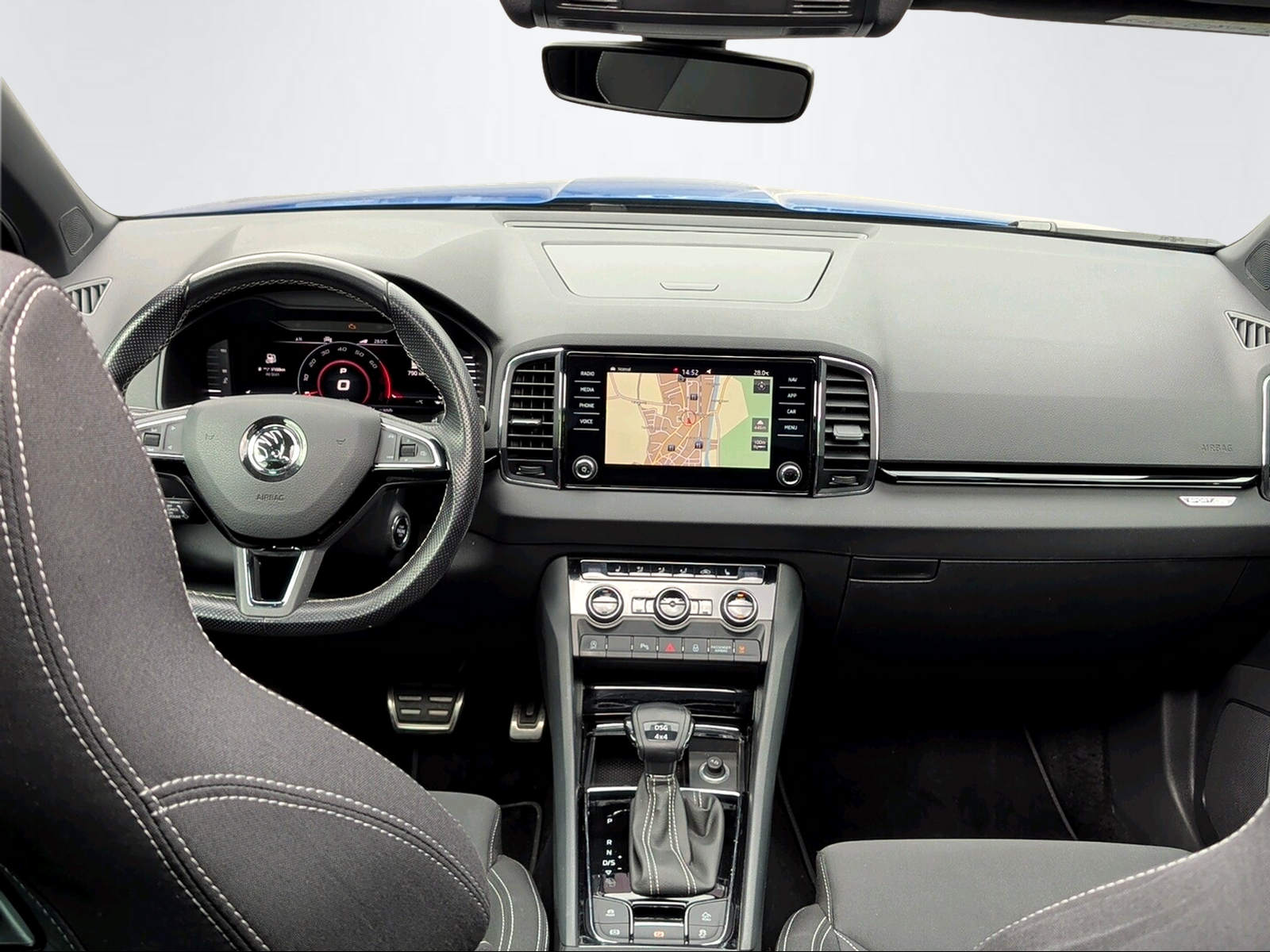 SKODA KAROQ 2.0 TSI SPORTLINE DSG 4X4-image-9