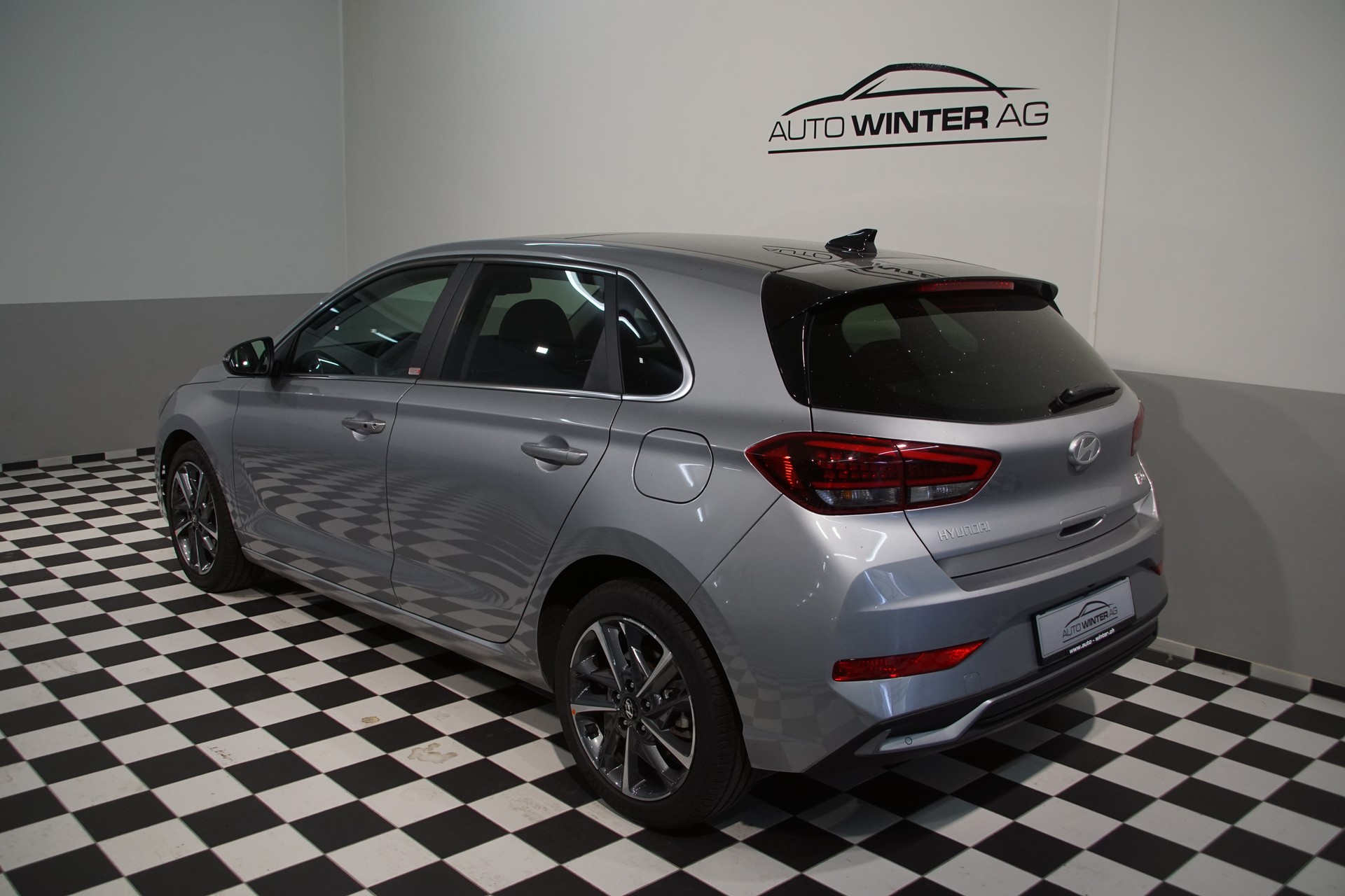 HYUNDAI i30 1.5 T-GDi Vertex 48V MH DCT *swiss*-image-6