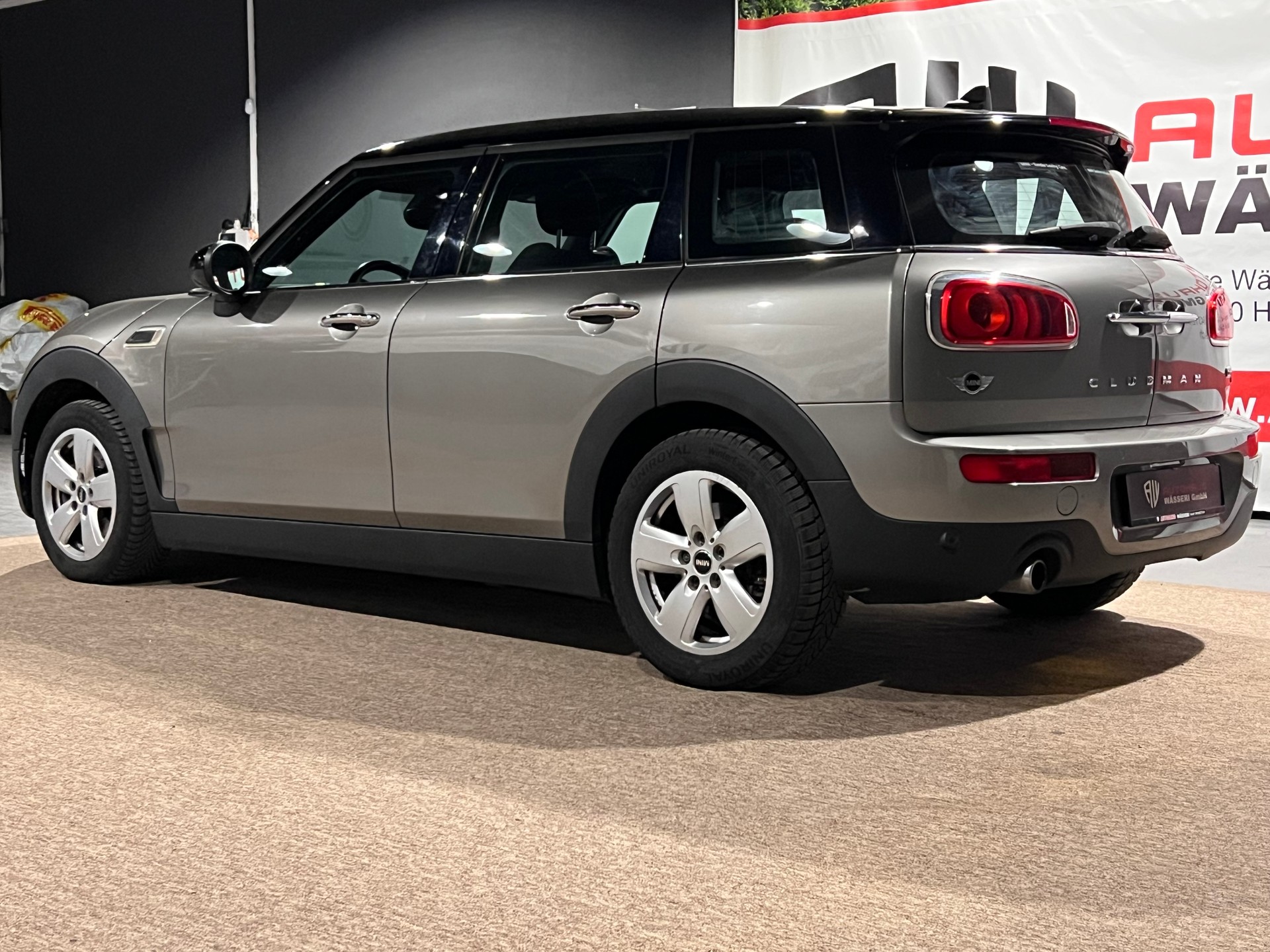 MINI Clubman Cooper D Steptronic-image-5