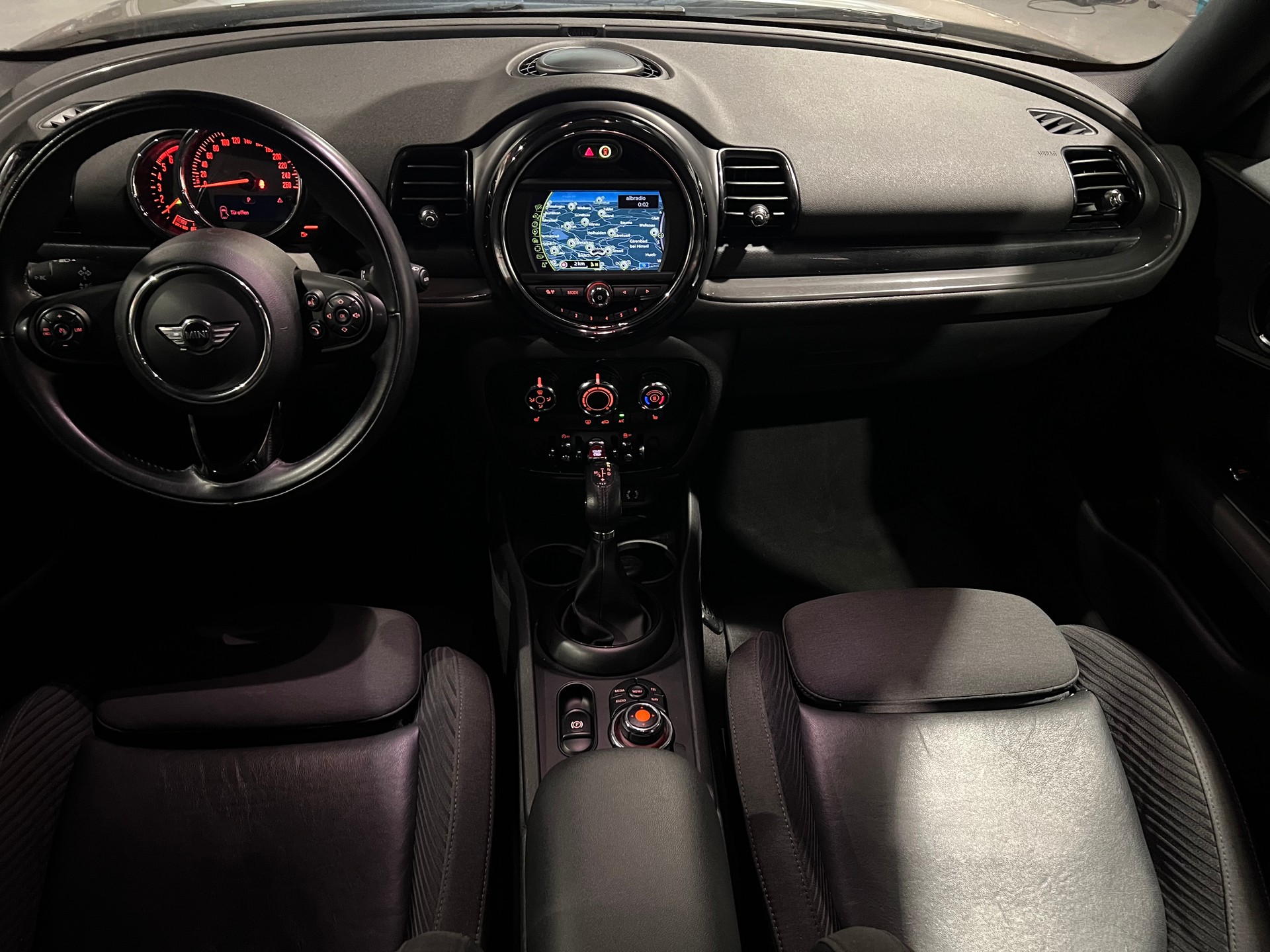 MINI Clubman Cooper D Steptronic-image-9