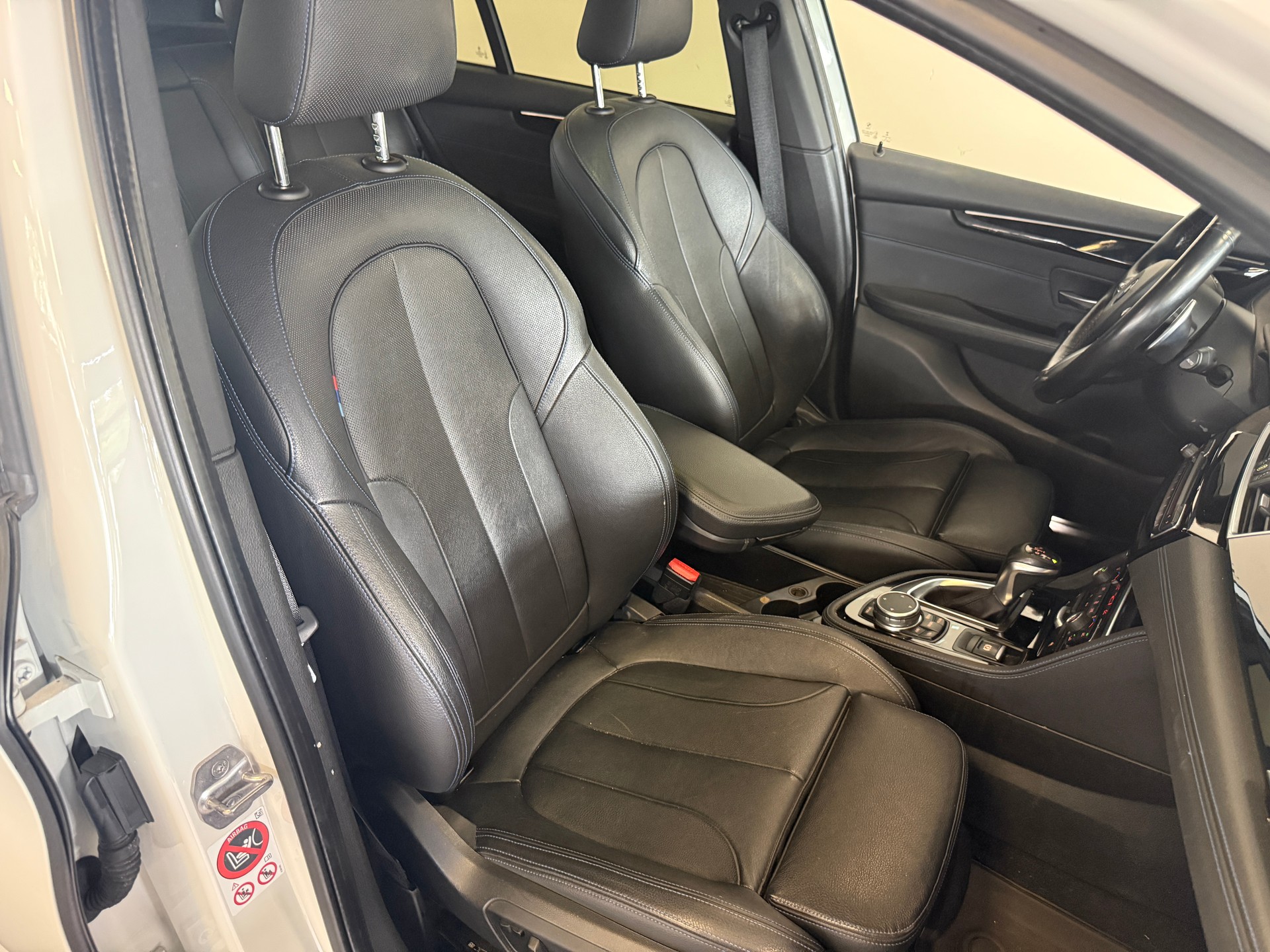 BMW 220d xDrive Gran Tourer M Sport Steptronic-image-9