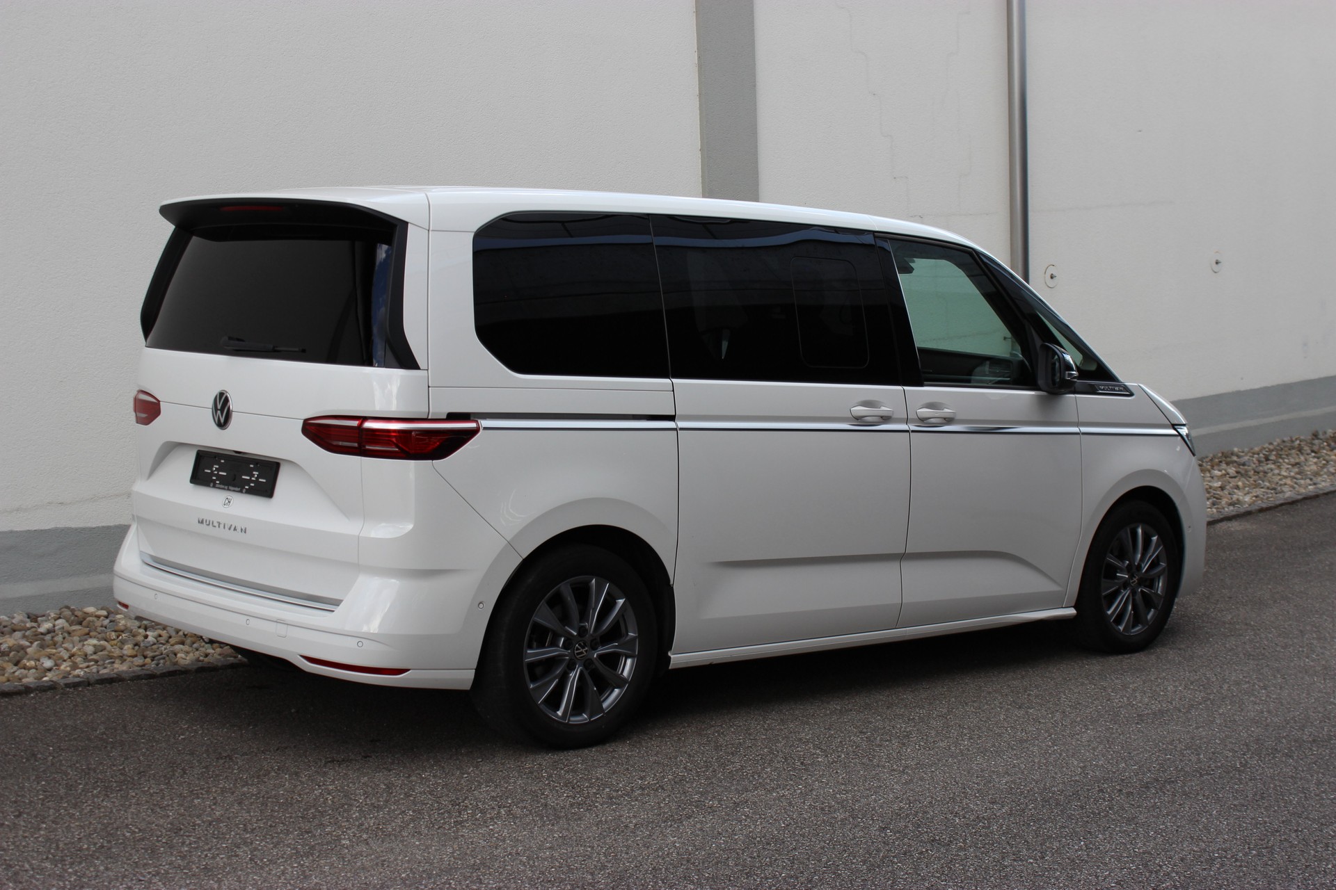 VW Multivan 2.0 TDI Style Liberty DSG-image-6
