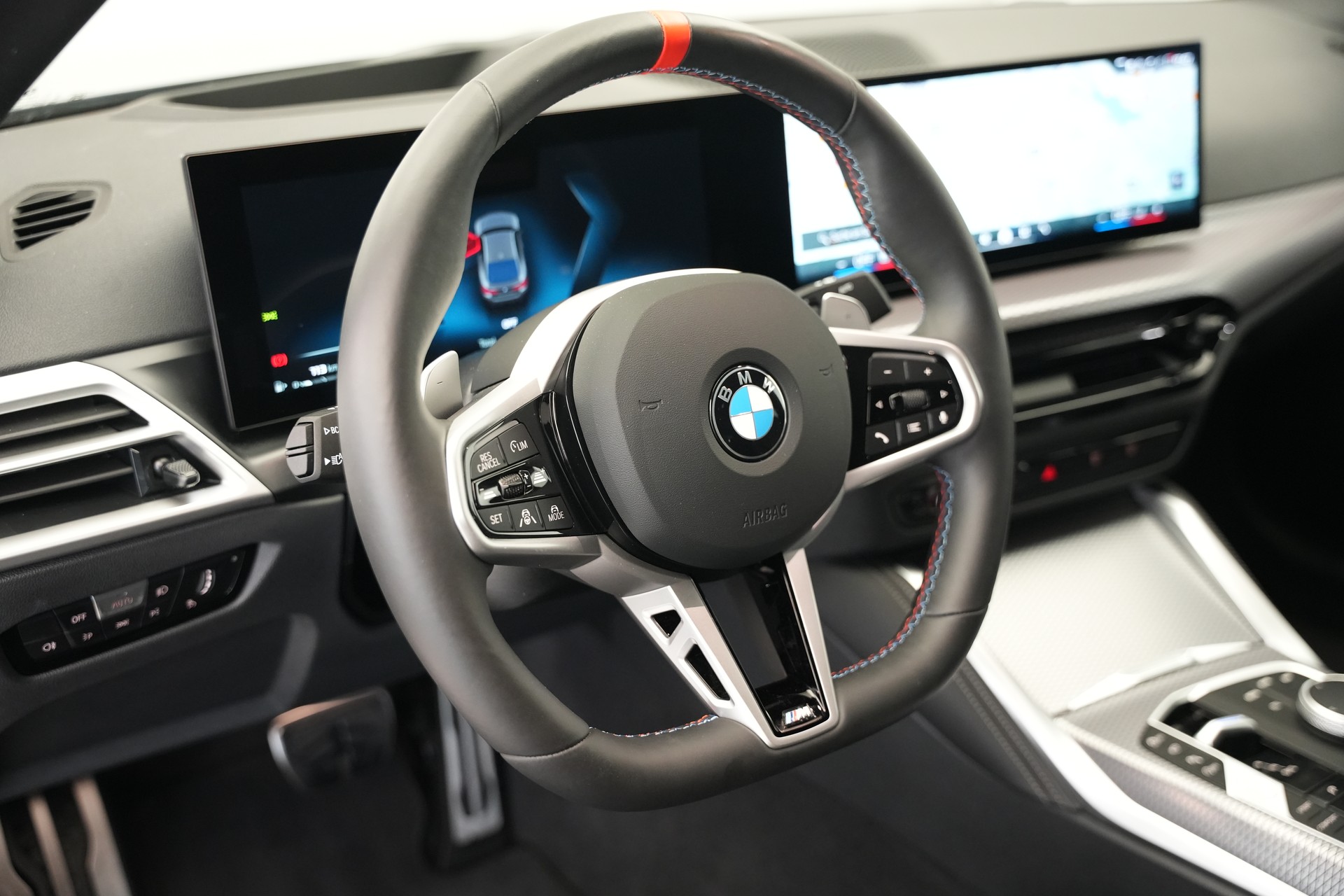 BMW M440i xDrive 48V Gran Coupé M Sport Pro Steptronic *Frozen Grey* *Carbon Paket* *Werksgarantie*-image-22
