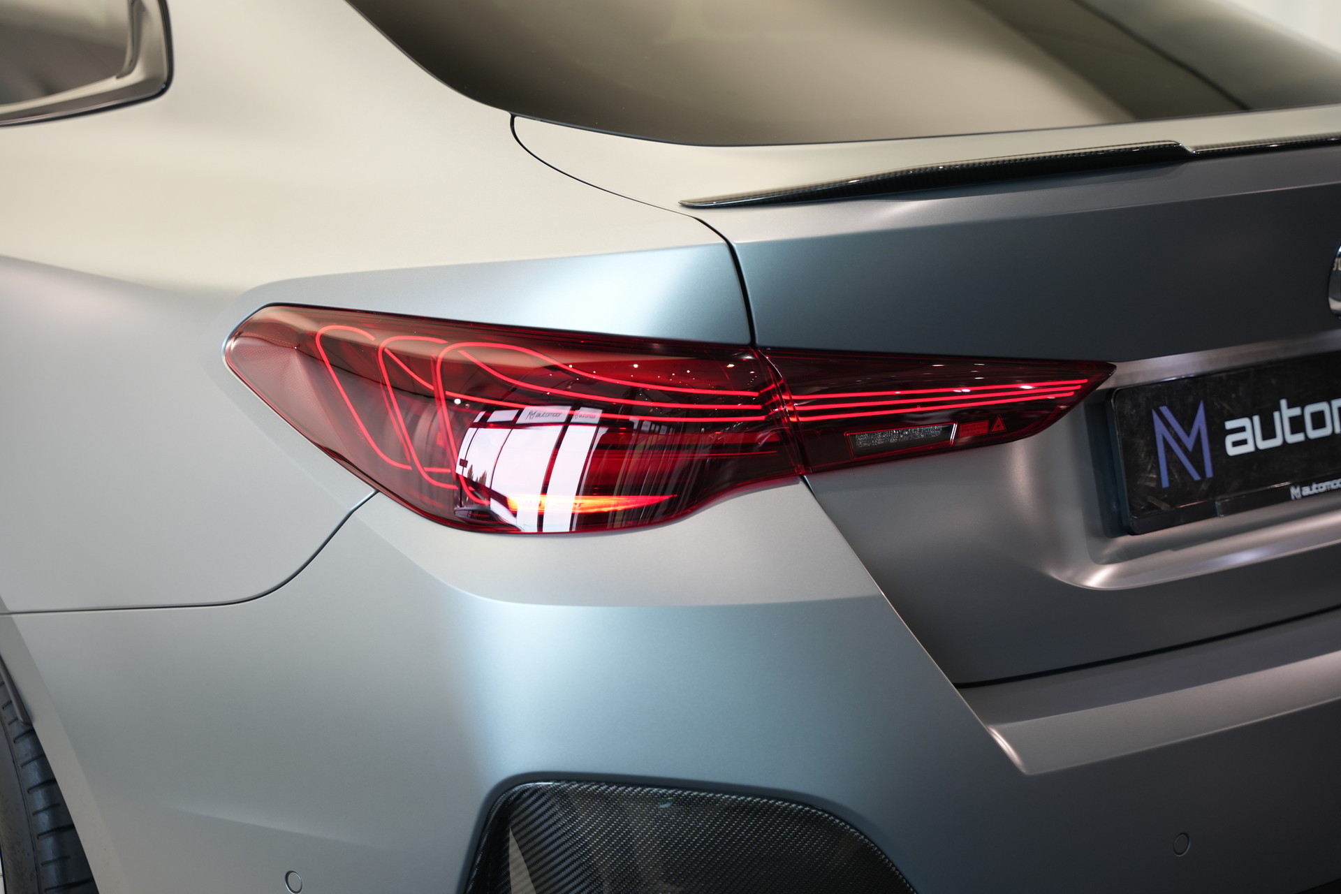 BMW M440i xDrive 48V Gran Coupé M Sport Pro Steptronic *Frozen Grey* *Carbon Paket* *Werksgarantie*-image-41