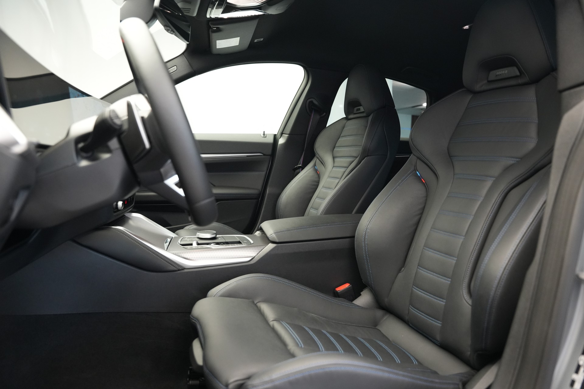 BMW M440i xDrive 48V Gran Coupé M Sport Pro Steptronic *Frozen Grey* *Carbon Paket* *Werksgarantie*-image-15