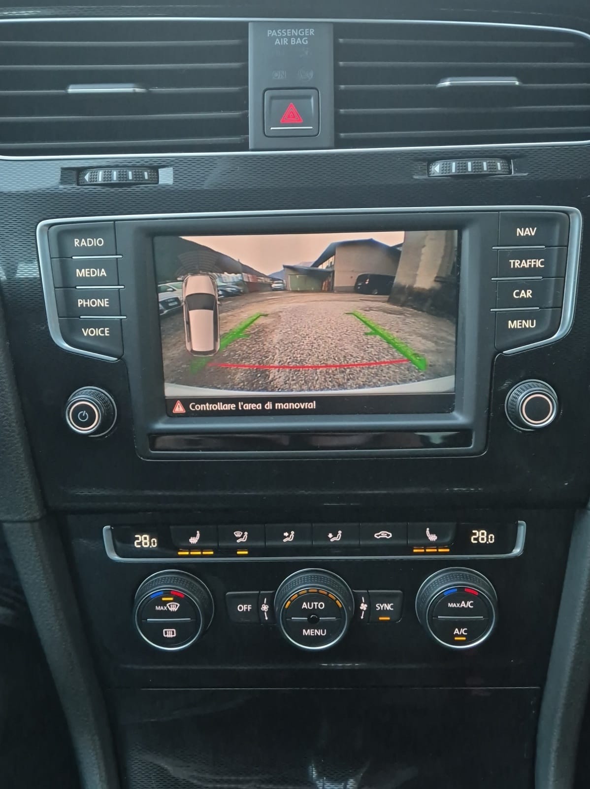 VW Golf 2.0 TSI GTI DSG-image-13