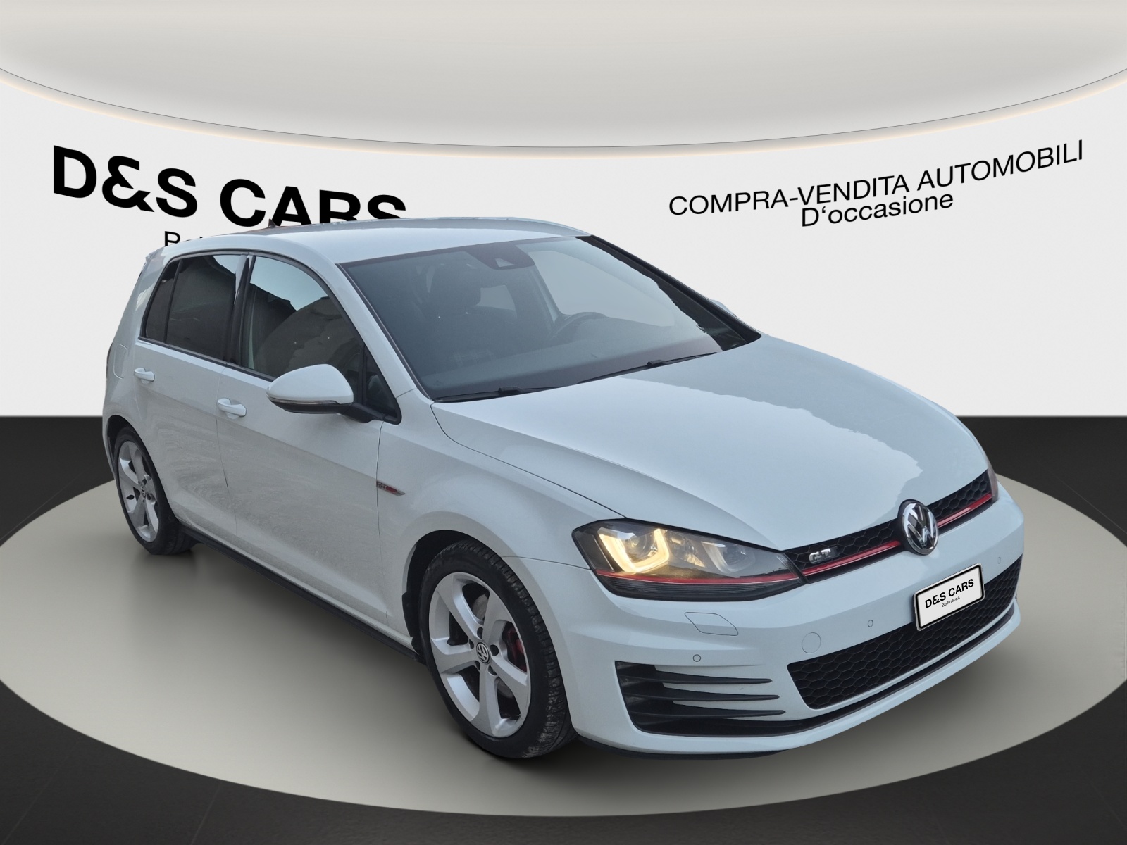 VW Golf 2.0 TSI GTI DSG-image-6