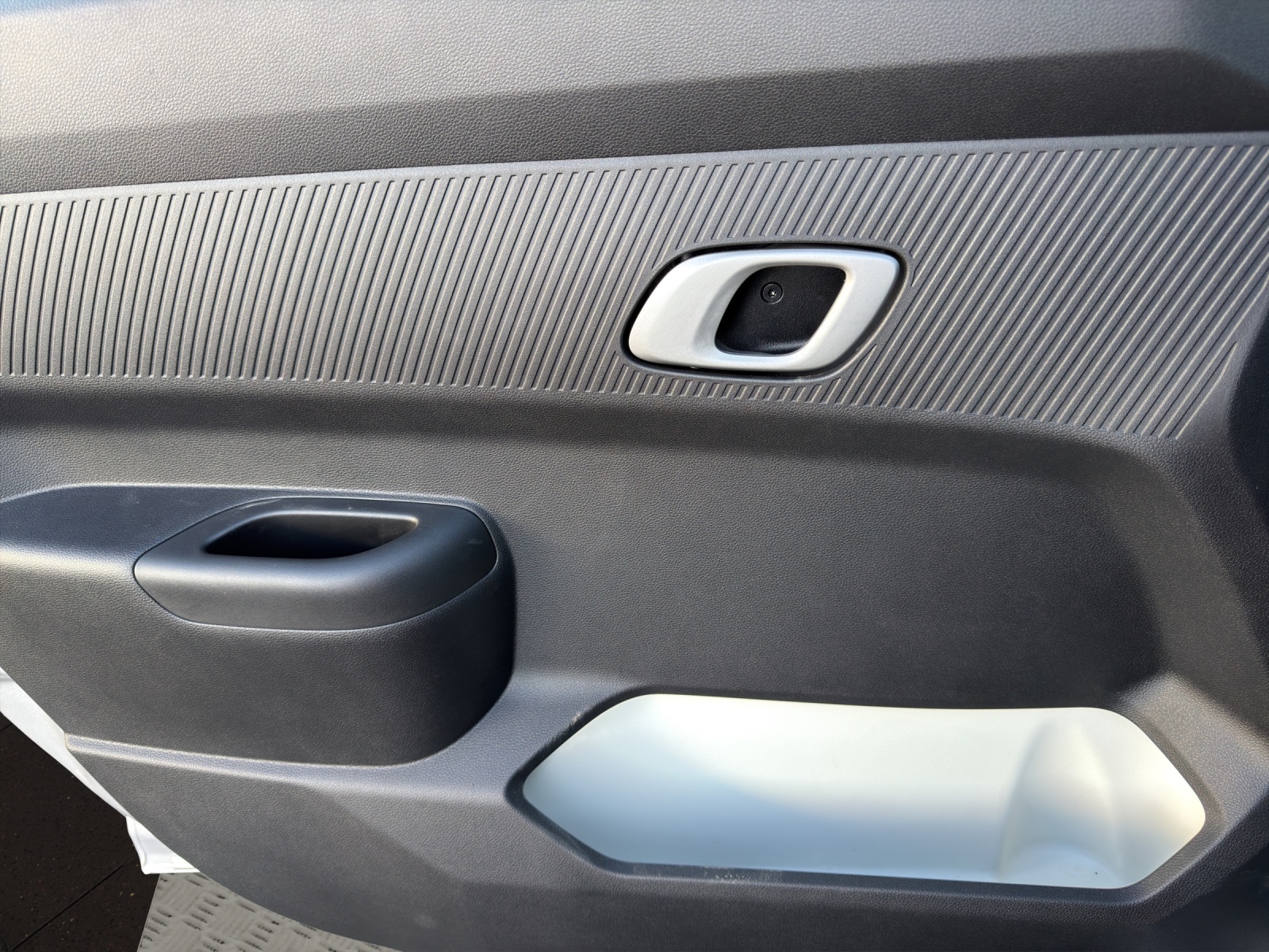 DACIA Spring 27 kWh Extreme-image-11
